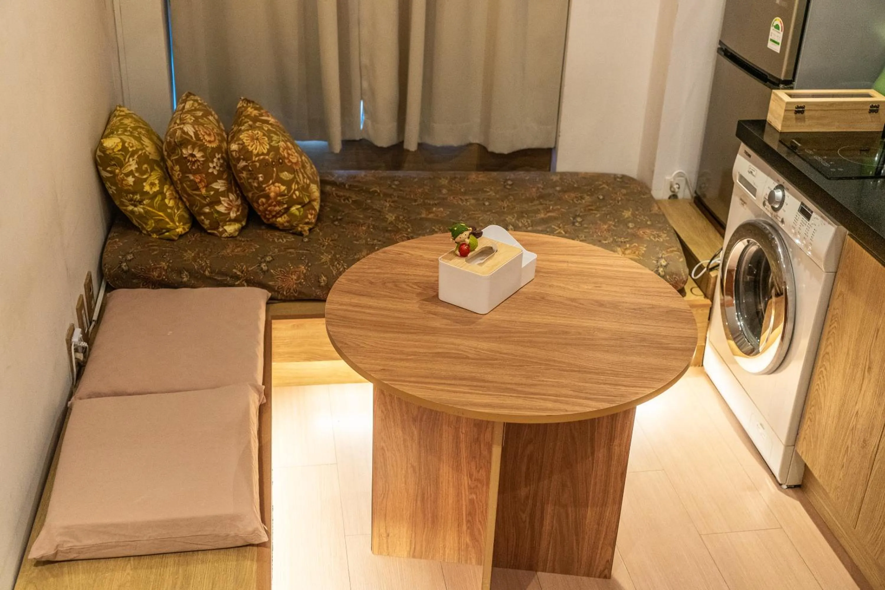 Myeongdong Artmonstay