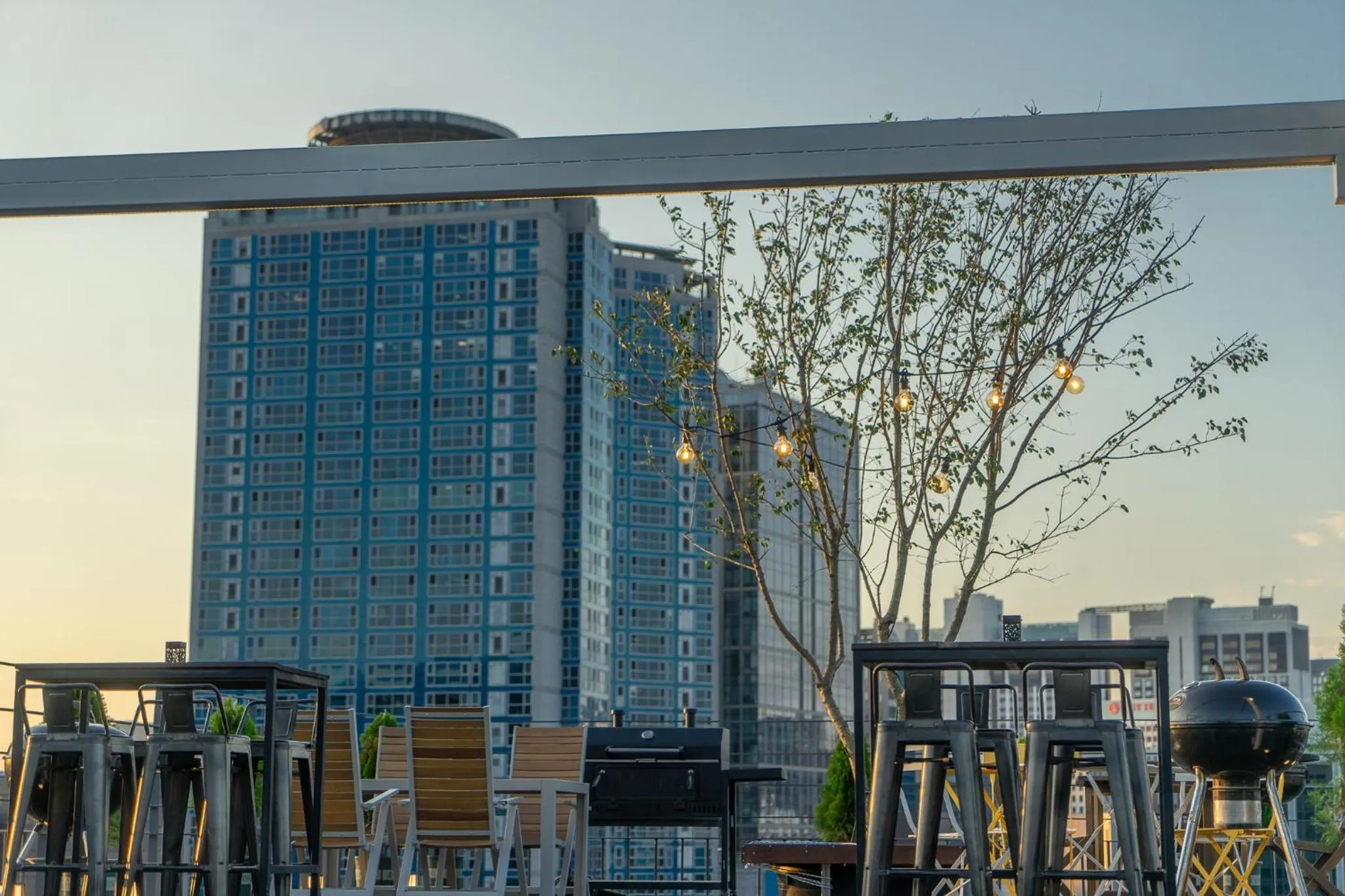 Myeongdong Artmonstay