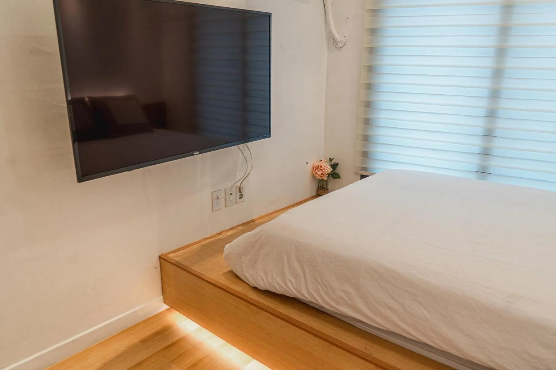 Bed in Myeongdong Artmonstay