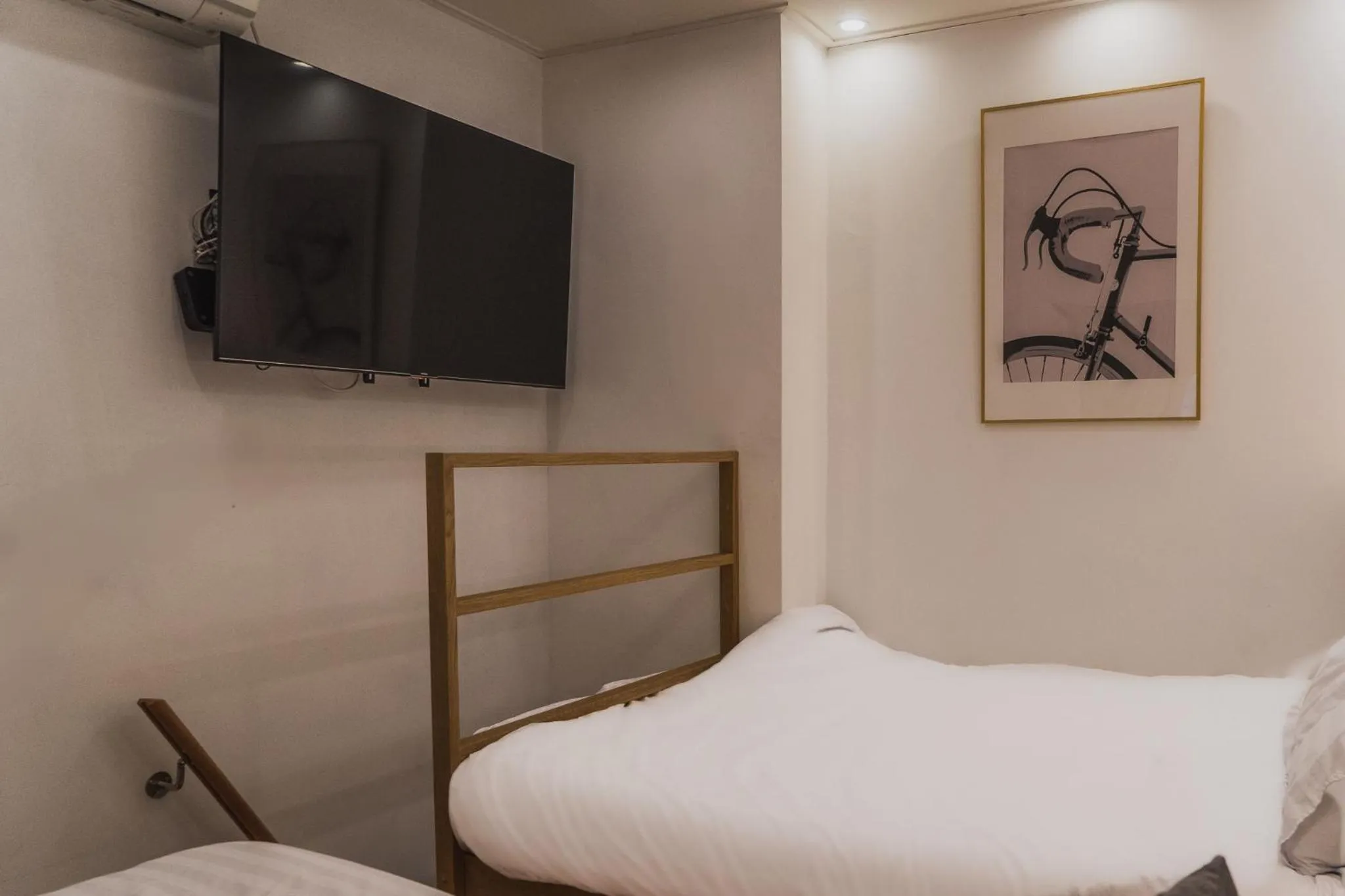 Bed in Myeongdong Artmonstay