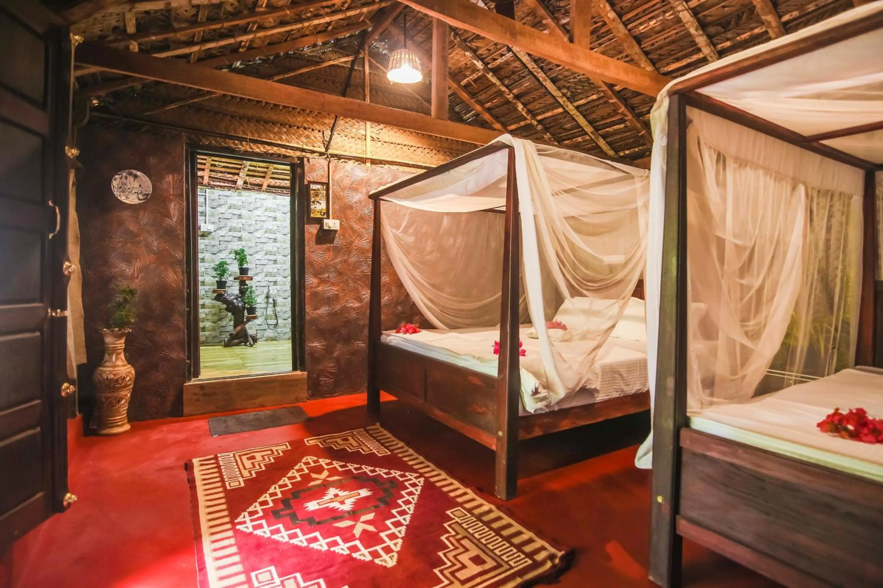 Bedroom, Bed in Palm Trees Ayurvedic Heritage