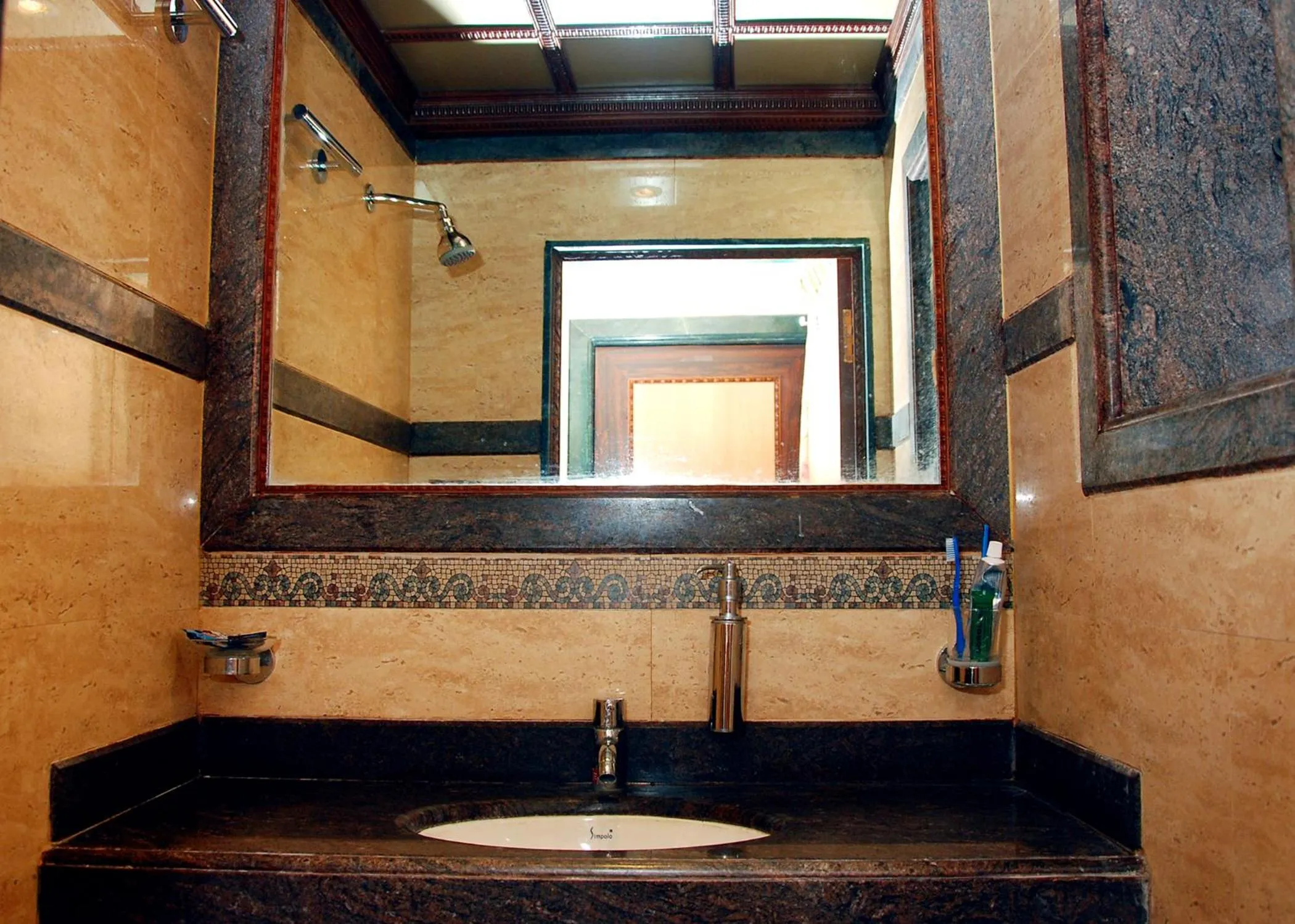 Bathroom in Hotel Hira