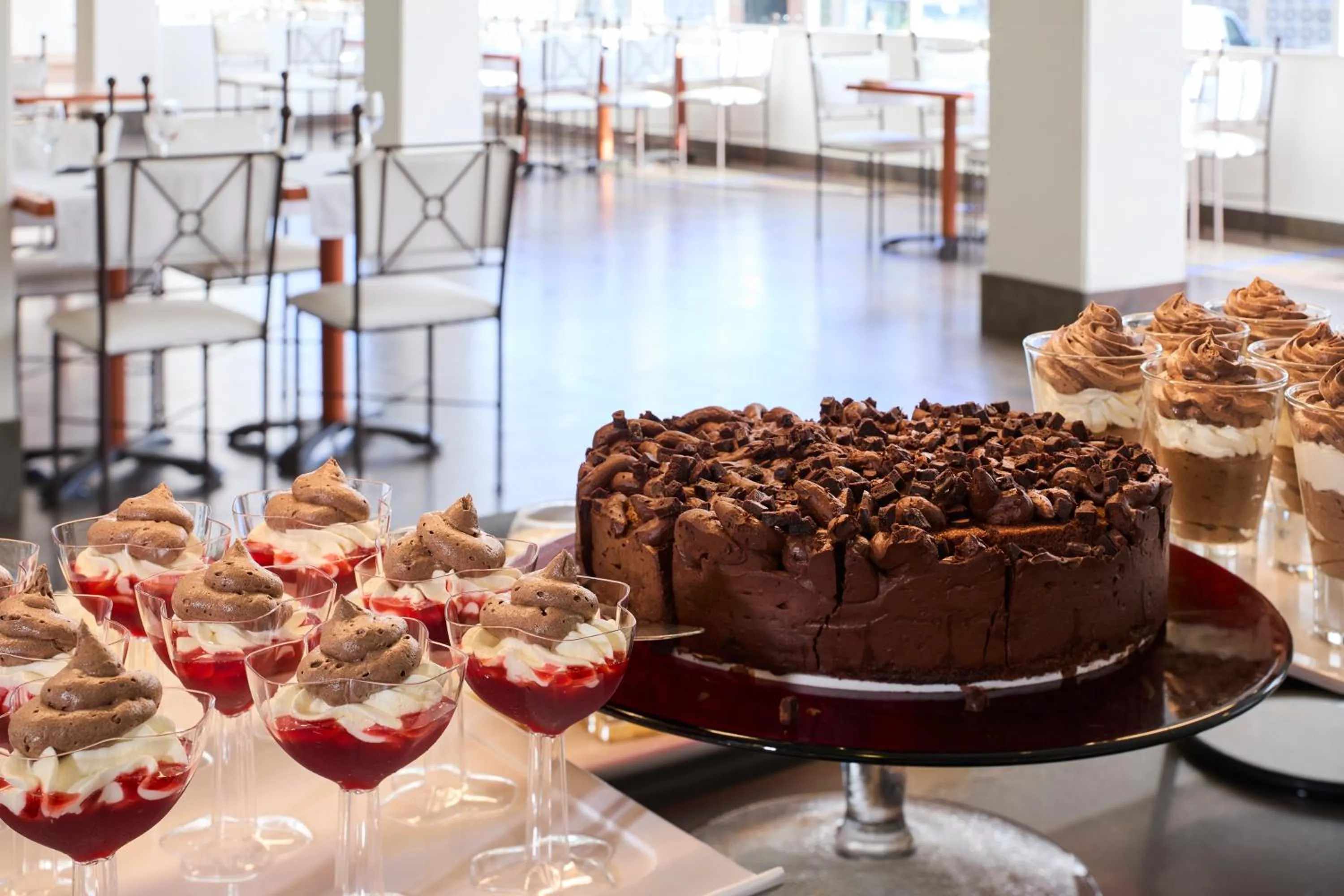 Restaurant/places to eat in Sol Principe