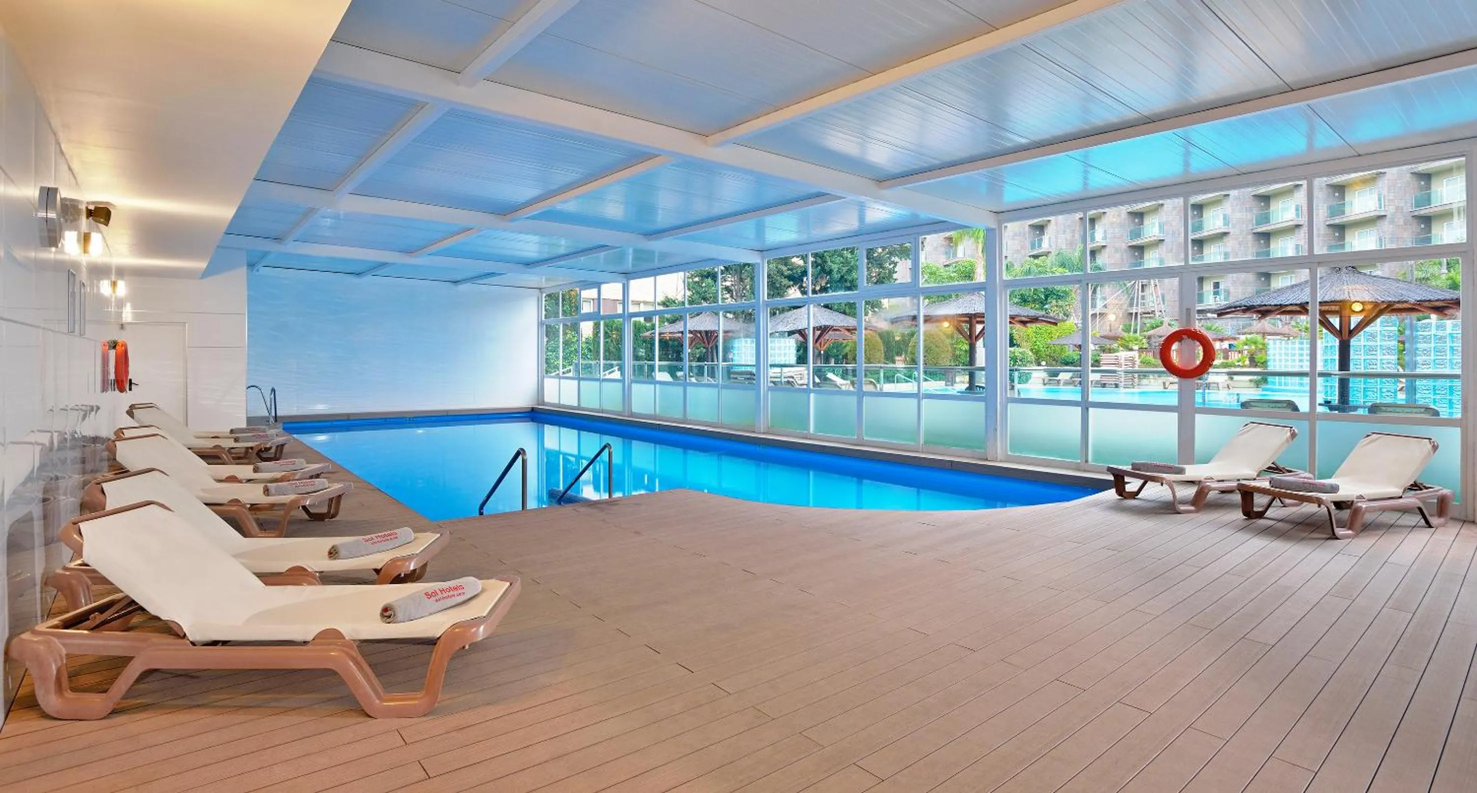 Swimming pool in Sol Principe