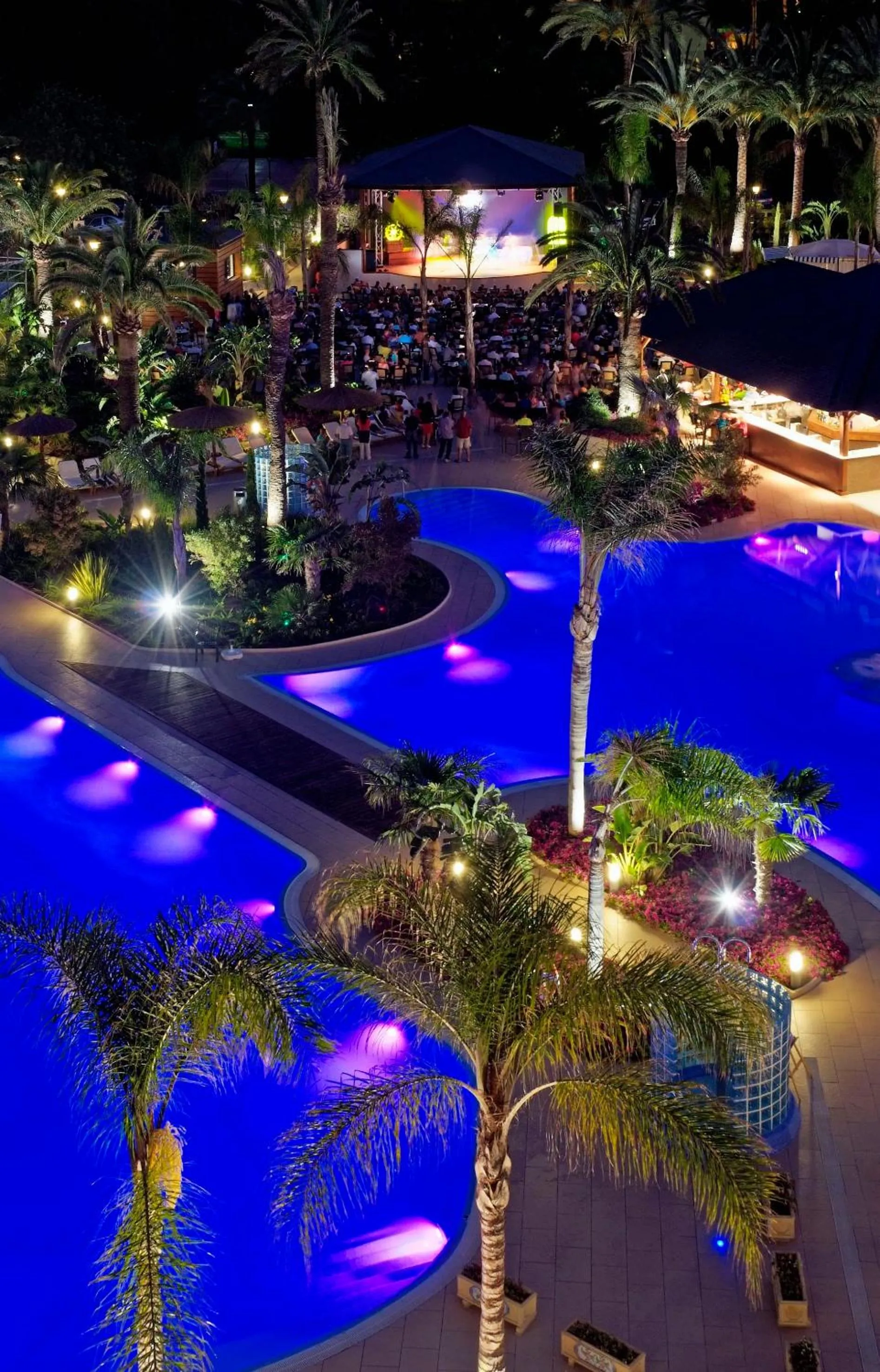 Lounge or bar in Sol Principe