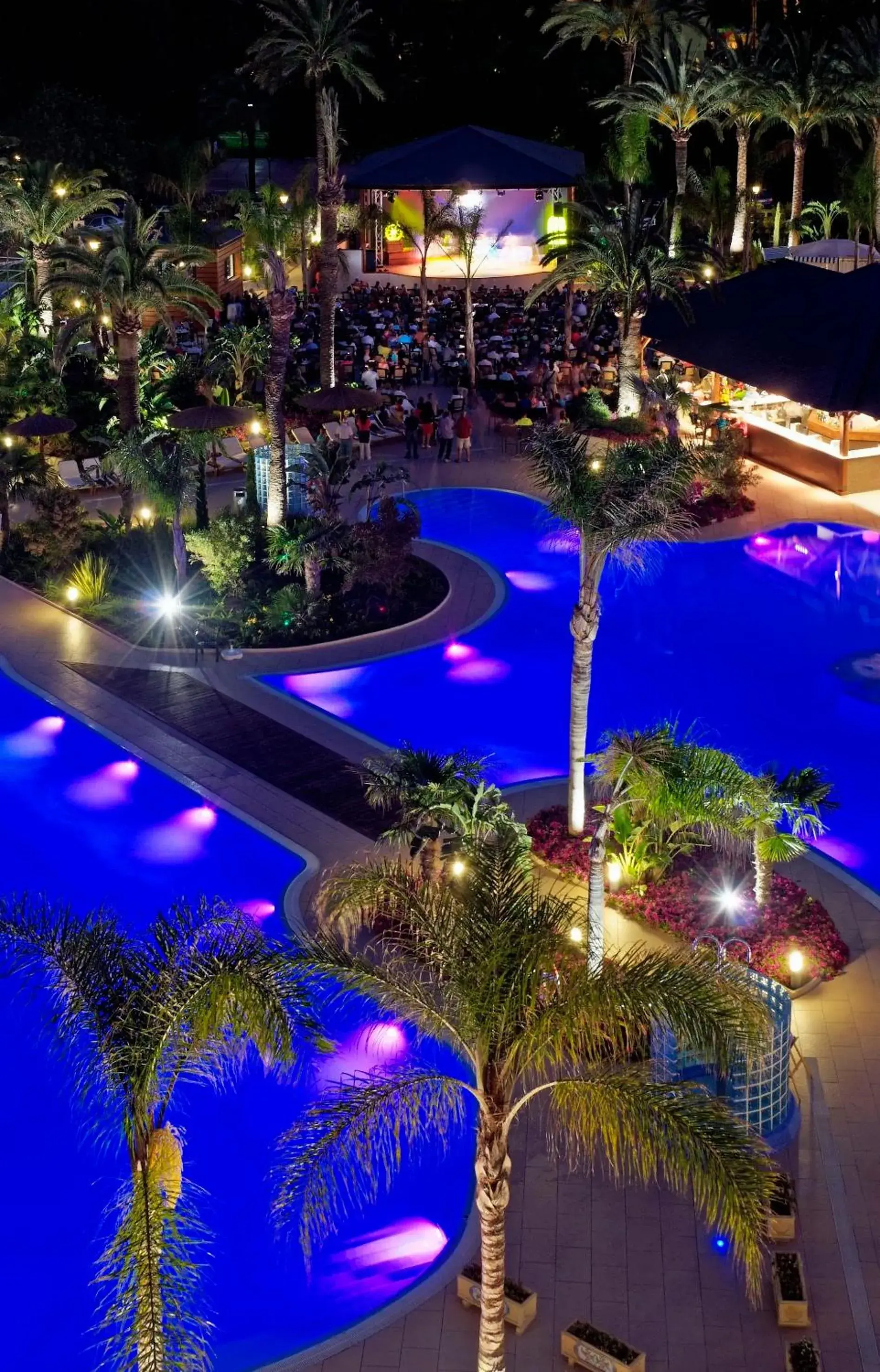 Lounge or bar in Sol Principe Lounge or bar in Sol Principe