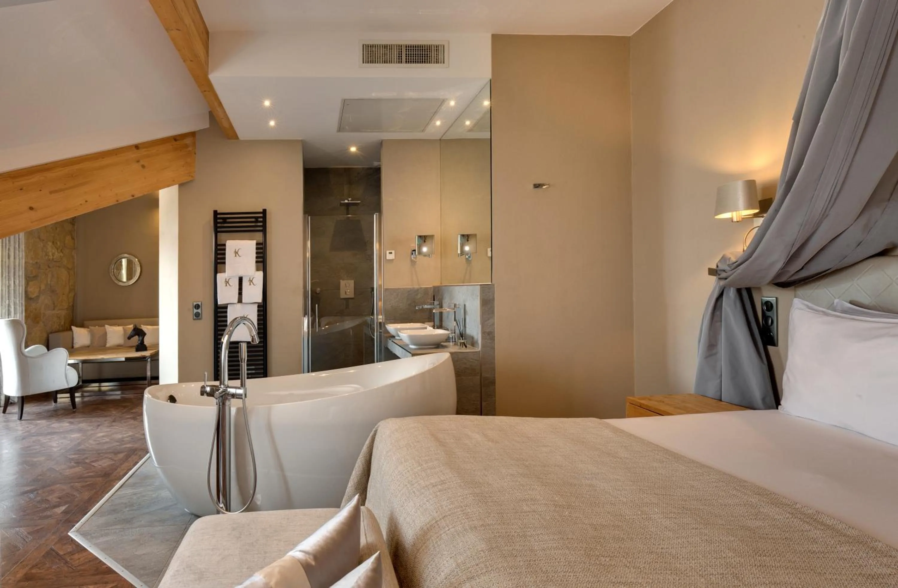 Photo of the whole room in Domaine de la Klauss & Spa, Restaurant Gastronomique Le K