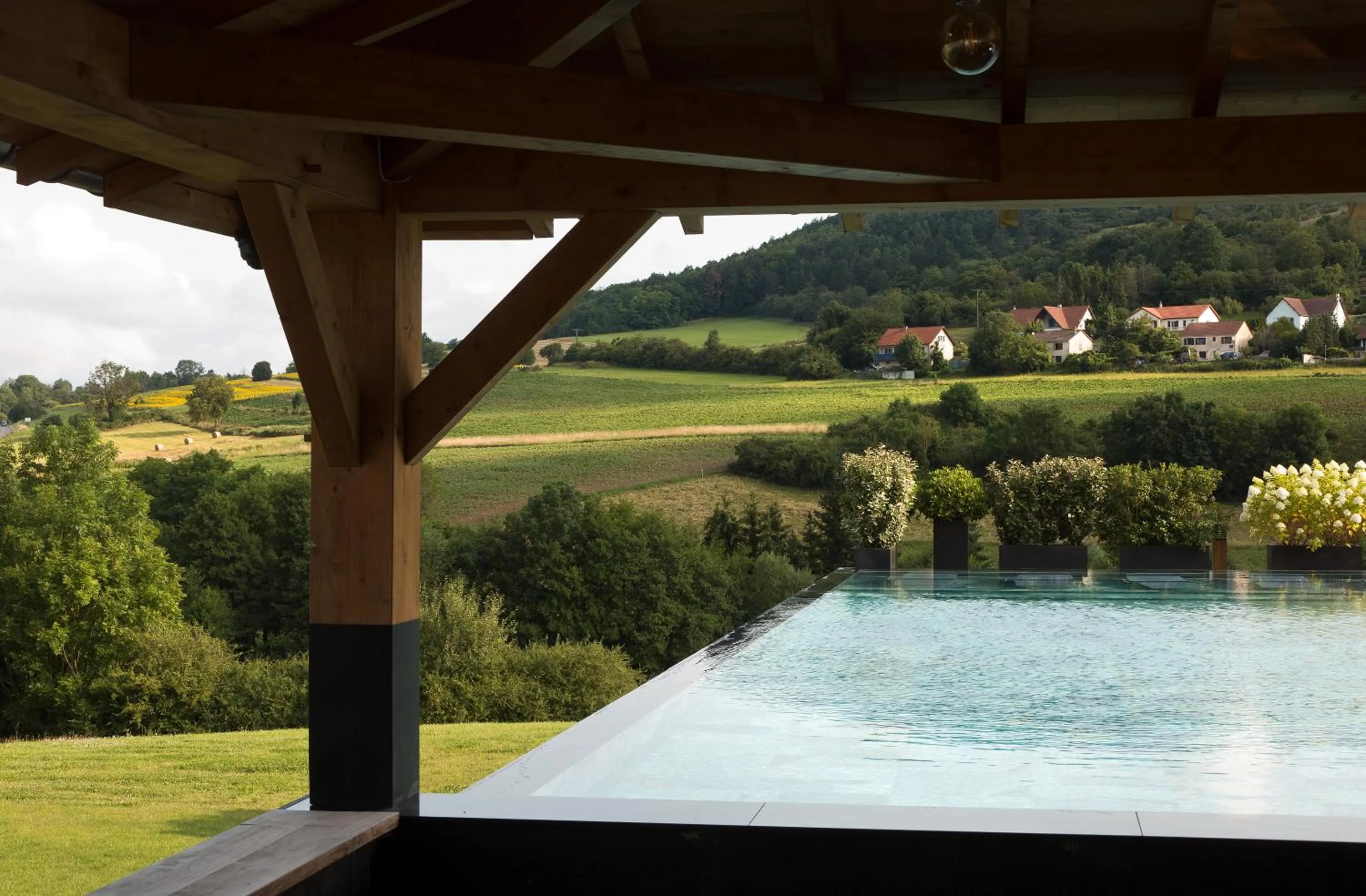 Swimming pool in Domaine de la Klauss & Spa, Restaurant Gastronomique Le K