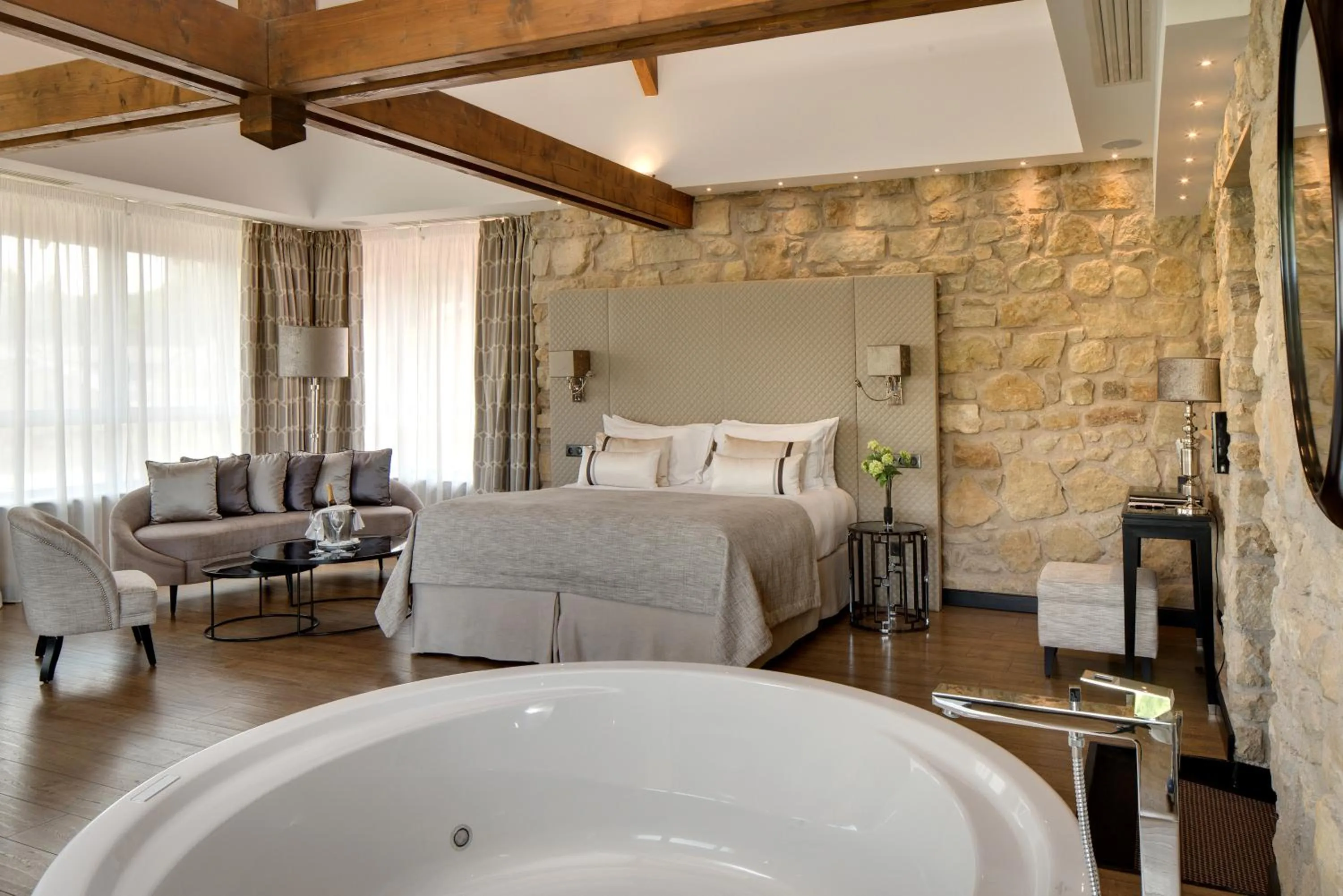 Bedroom, Bed in Domaine de la Klauss & Spa, Restaurant Gastronomique Le K