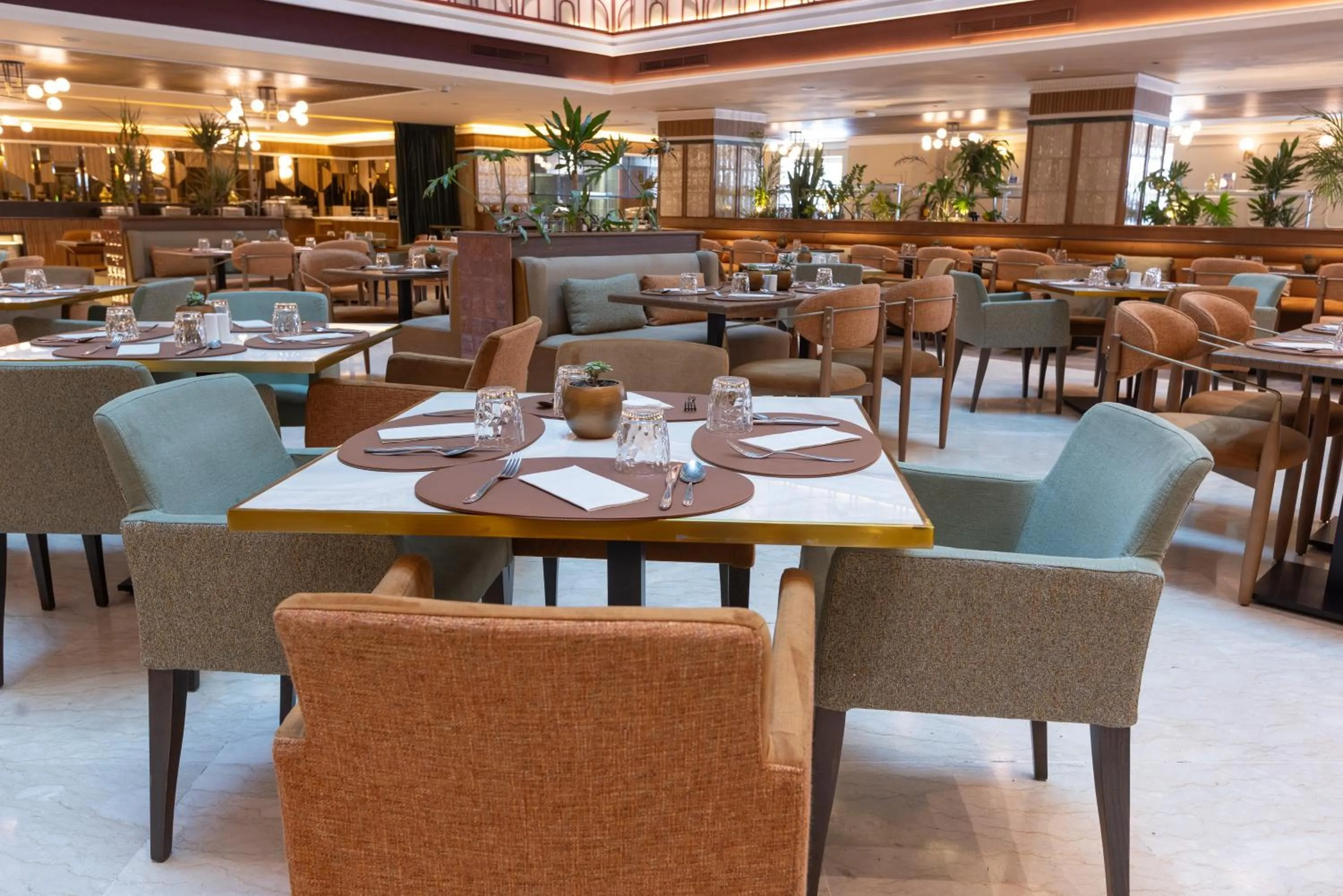 Restaurant/places to eat in Grand Mogador City Center