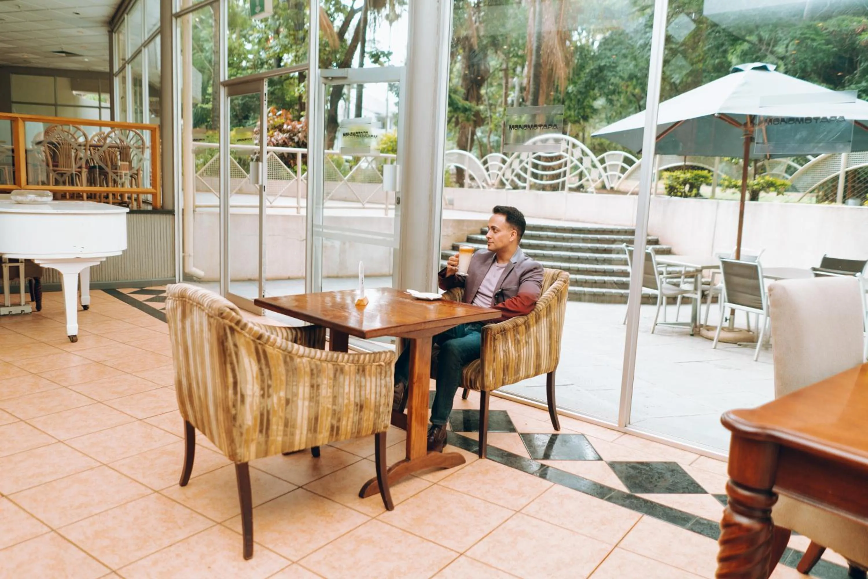 Coffee/tea facilities in Monomotapa