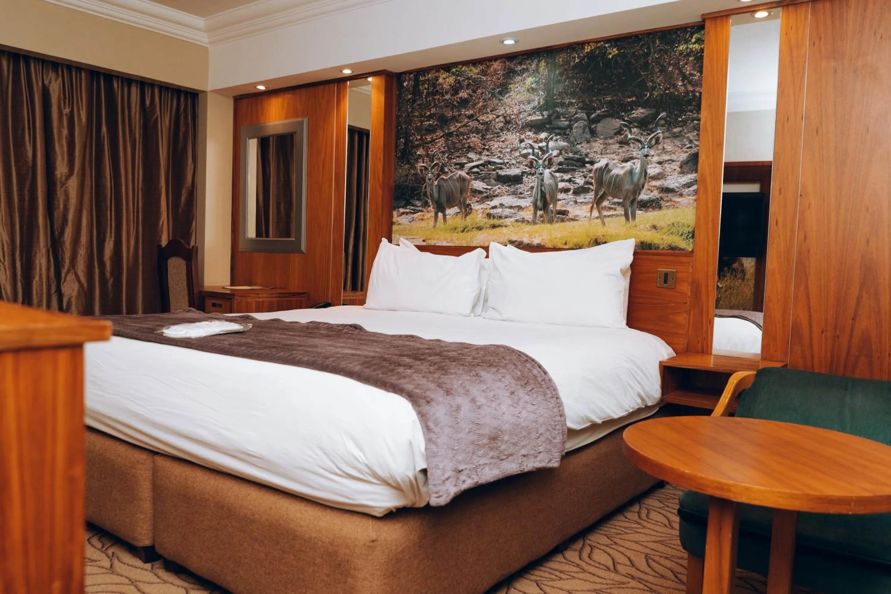 Bedroom in Monomotapa