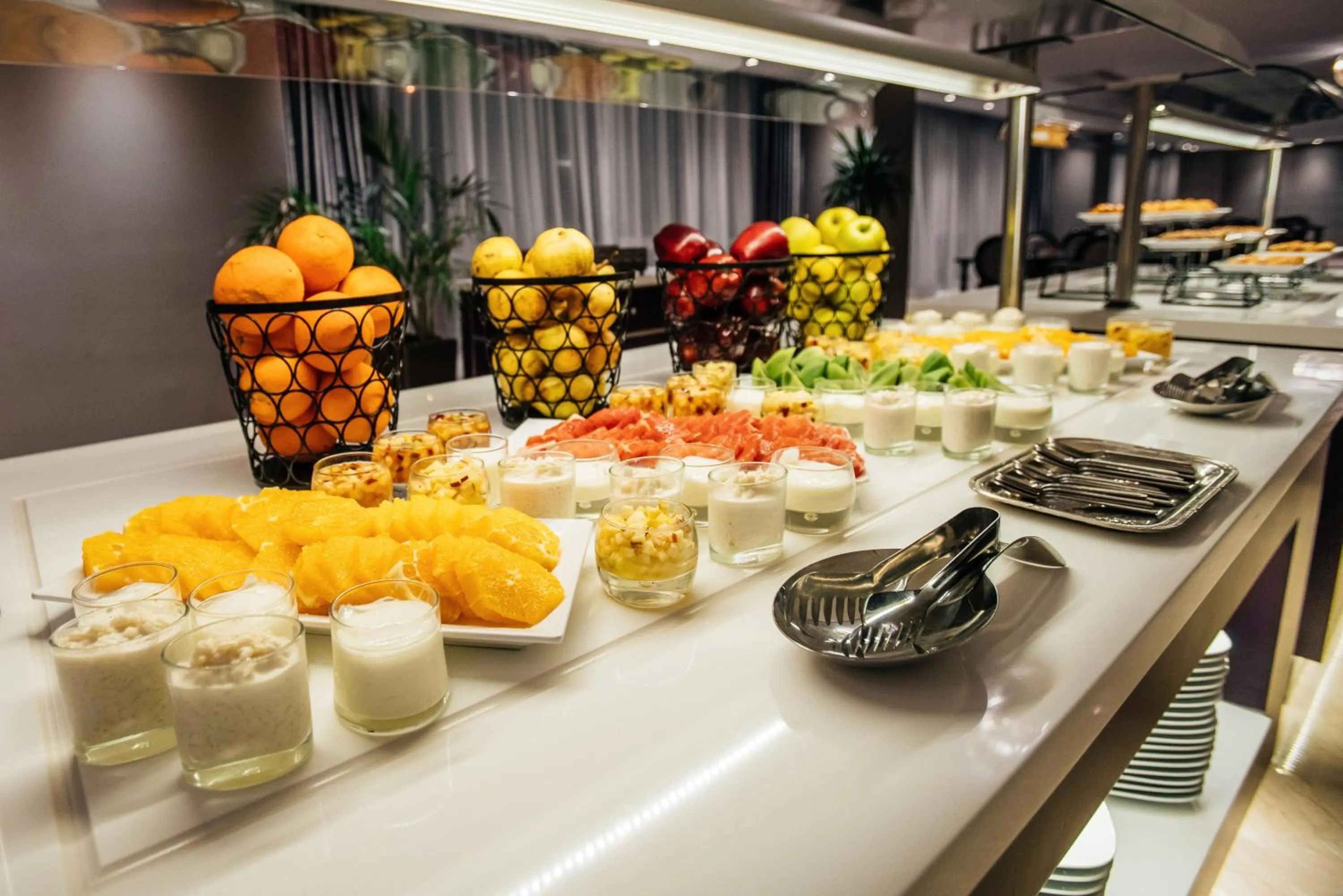 Breakfast in Mogador Marina