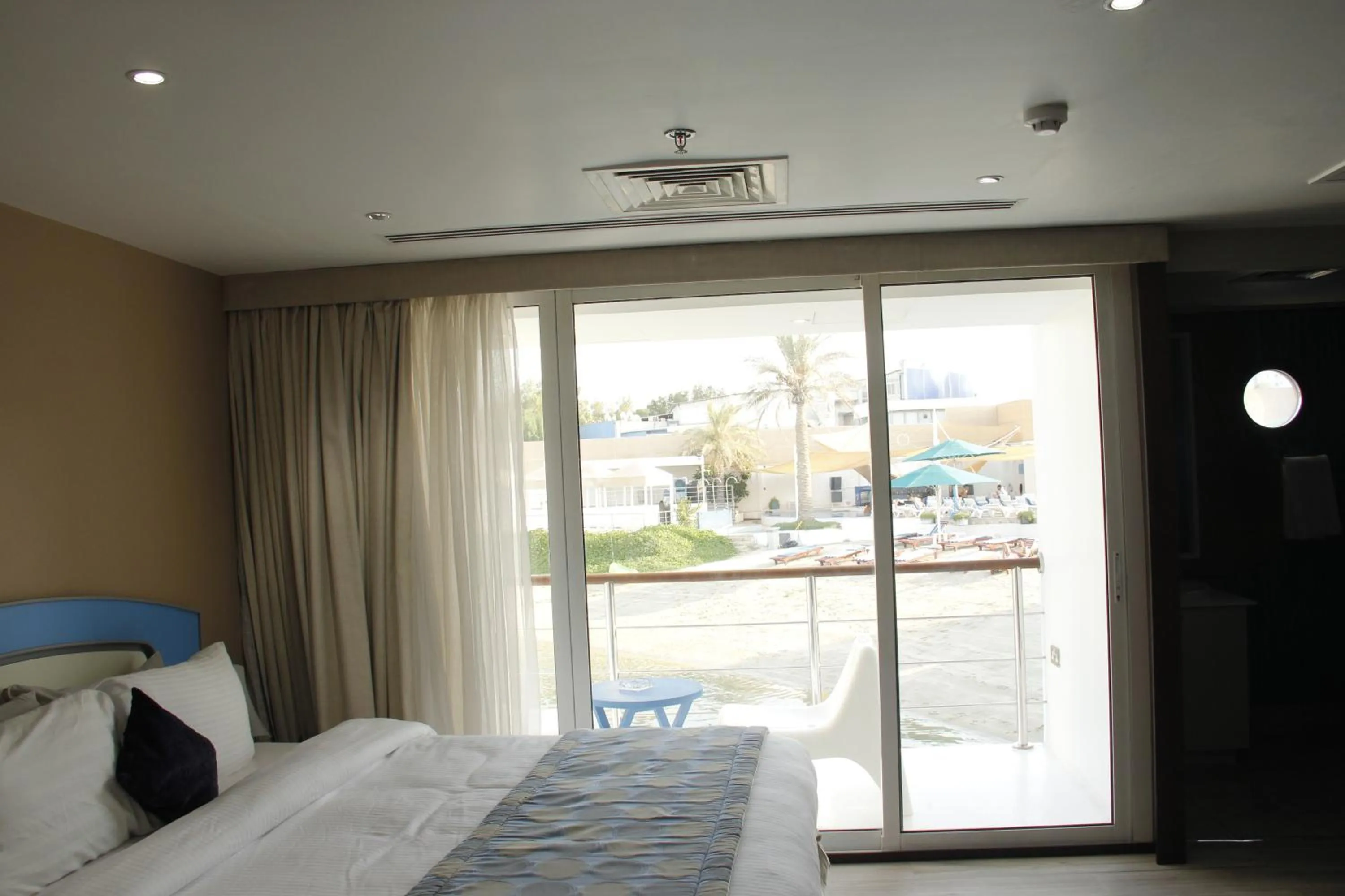 View (from property/room), Bed in C Hotel