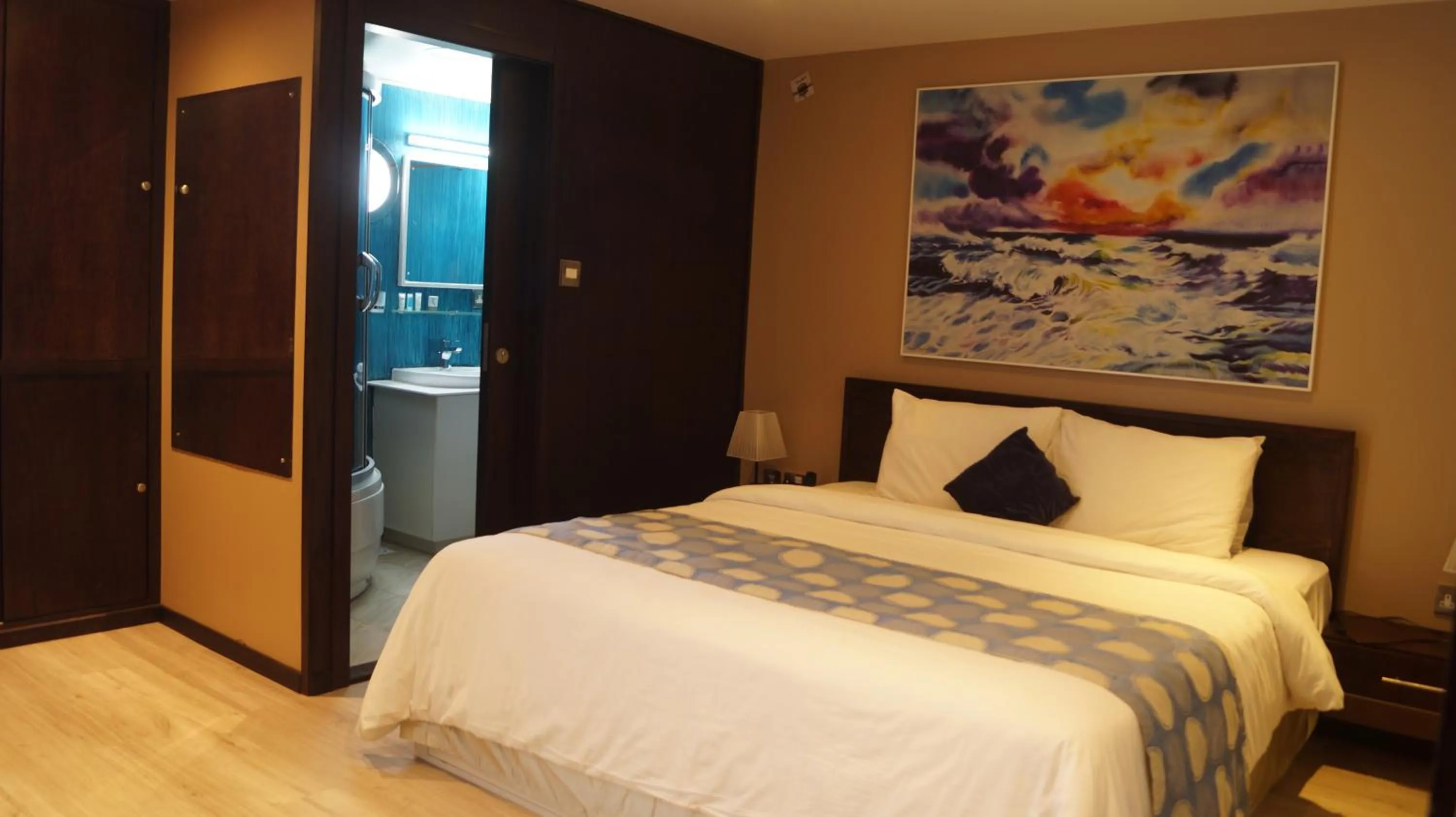 Bedroom, Bed in C Hotel