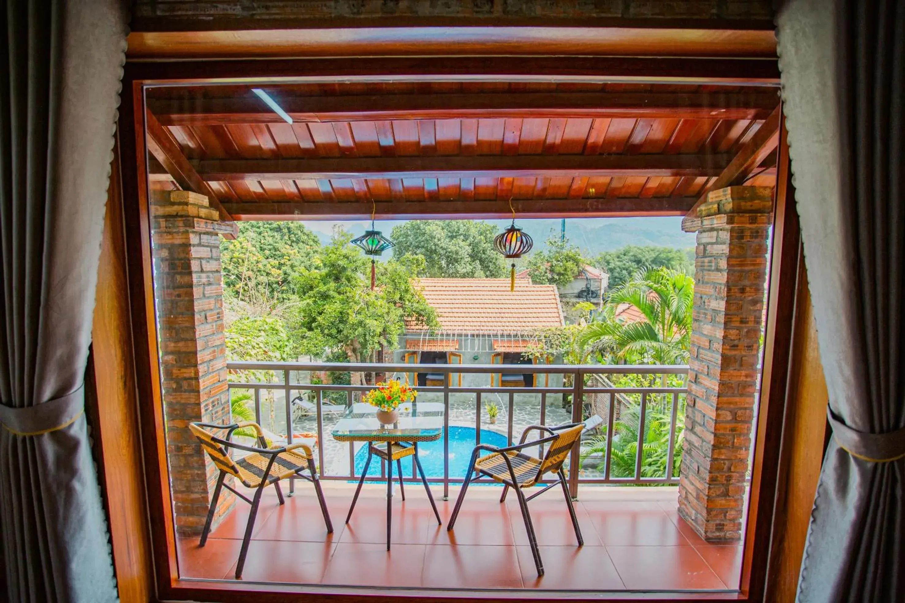 Deluxe Bungalow in Ninh Binh Mountain View Homestay & Restaurant Deluxe Bungalow in Ninh Binh Mountain View Homestay & Restaurant