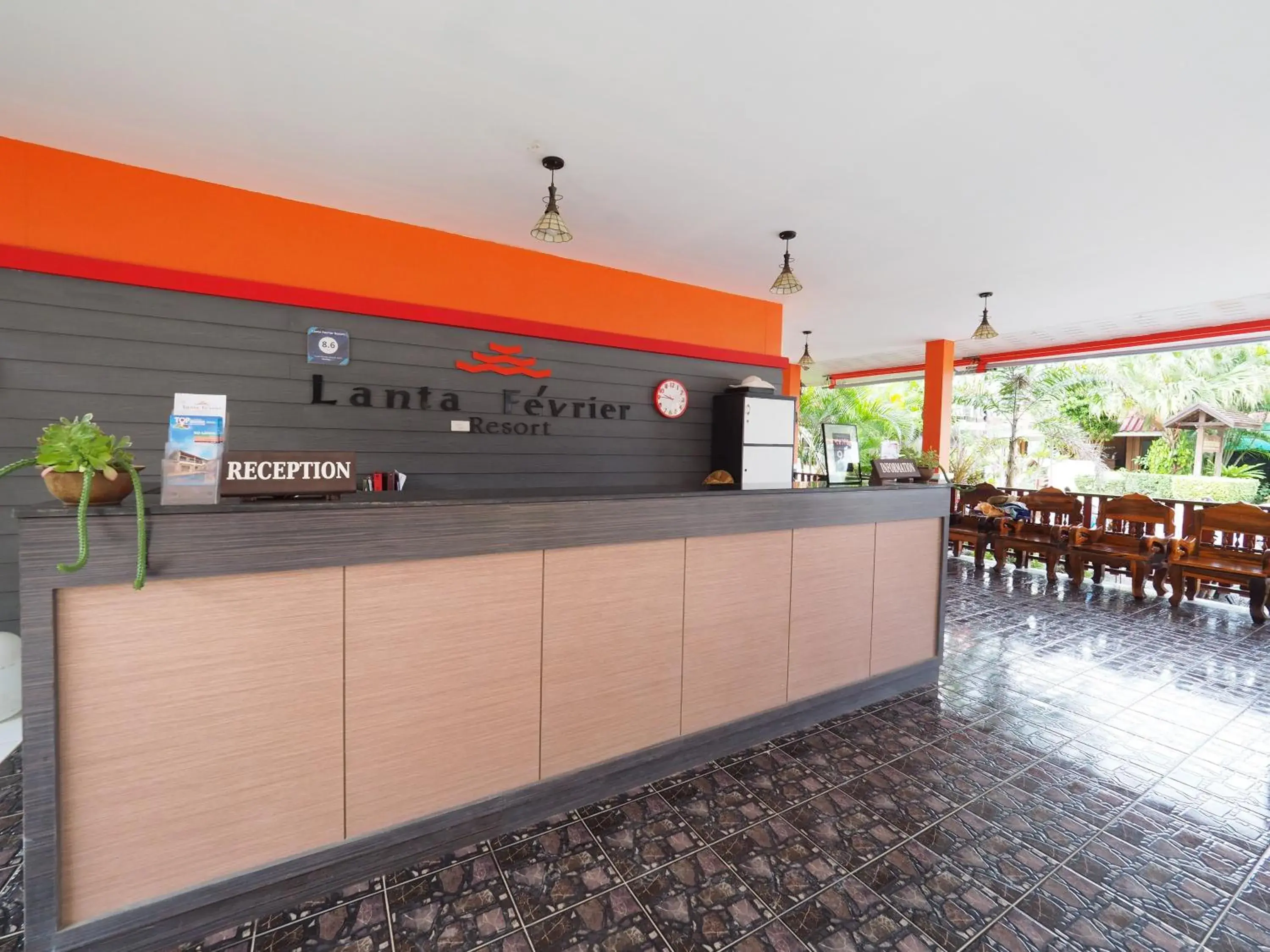 Facade/entrance in Lanta Fevrier Resort Facade/entrance in Lanta Fevrier Resort