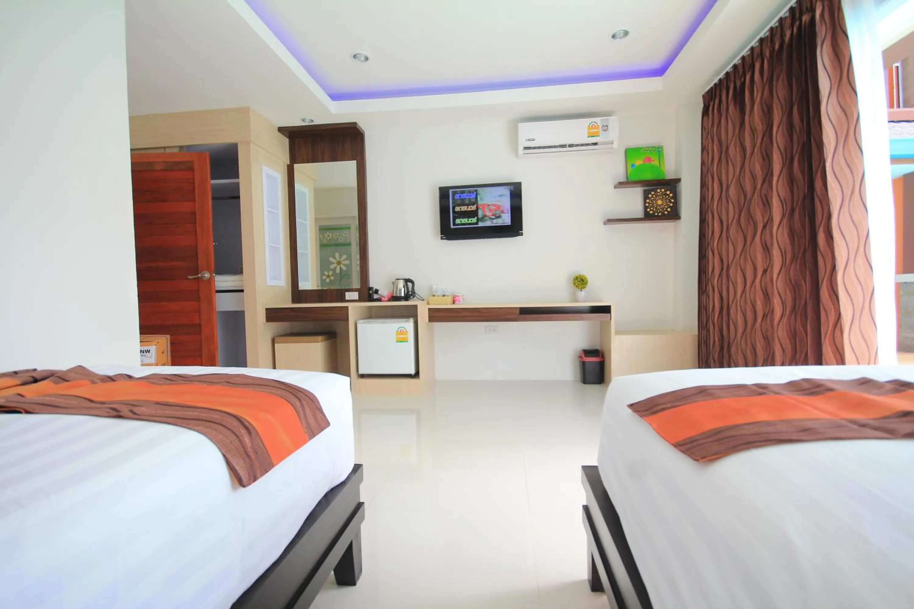 Decorative detail, Bed in Lanta Fevrier Resort