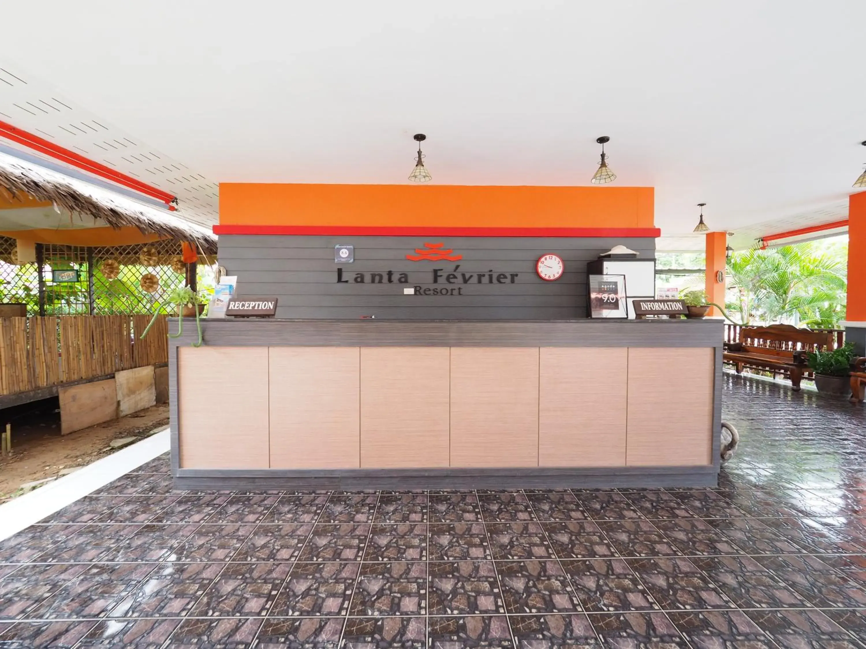 Property building in Lanta Fevrier Resort Property building in Lanta Fevrier Resort