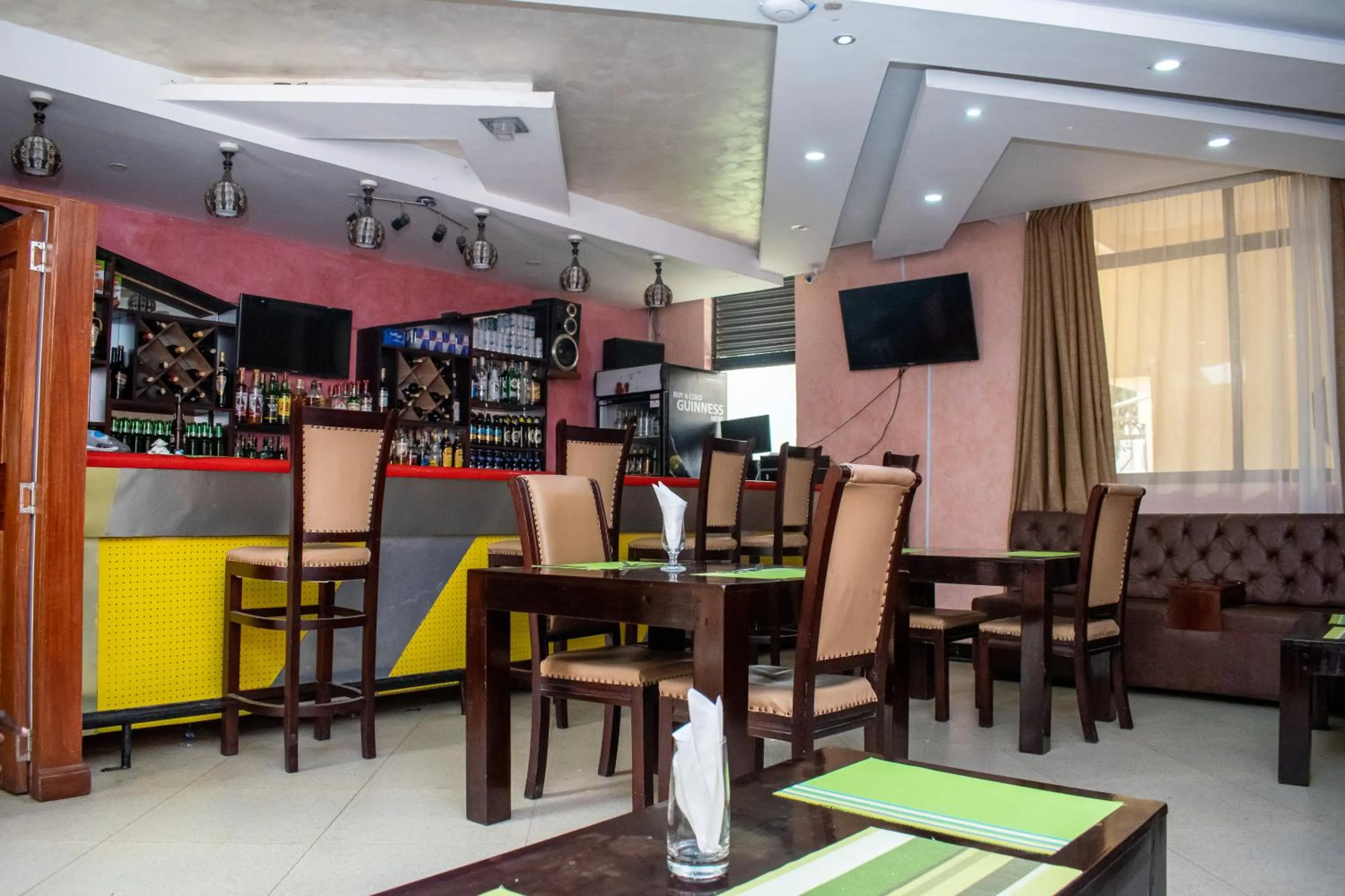 Lounge or bar in Astorian Grand Hotel Naivasha