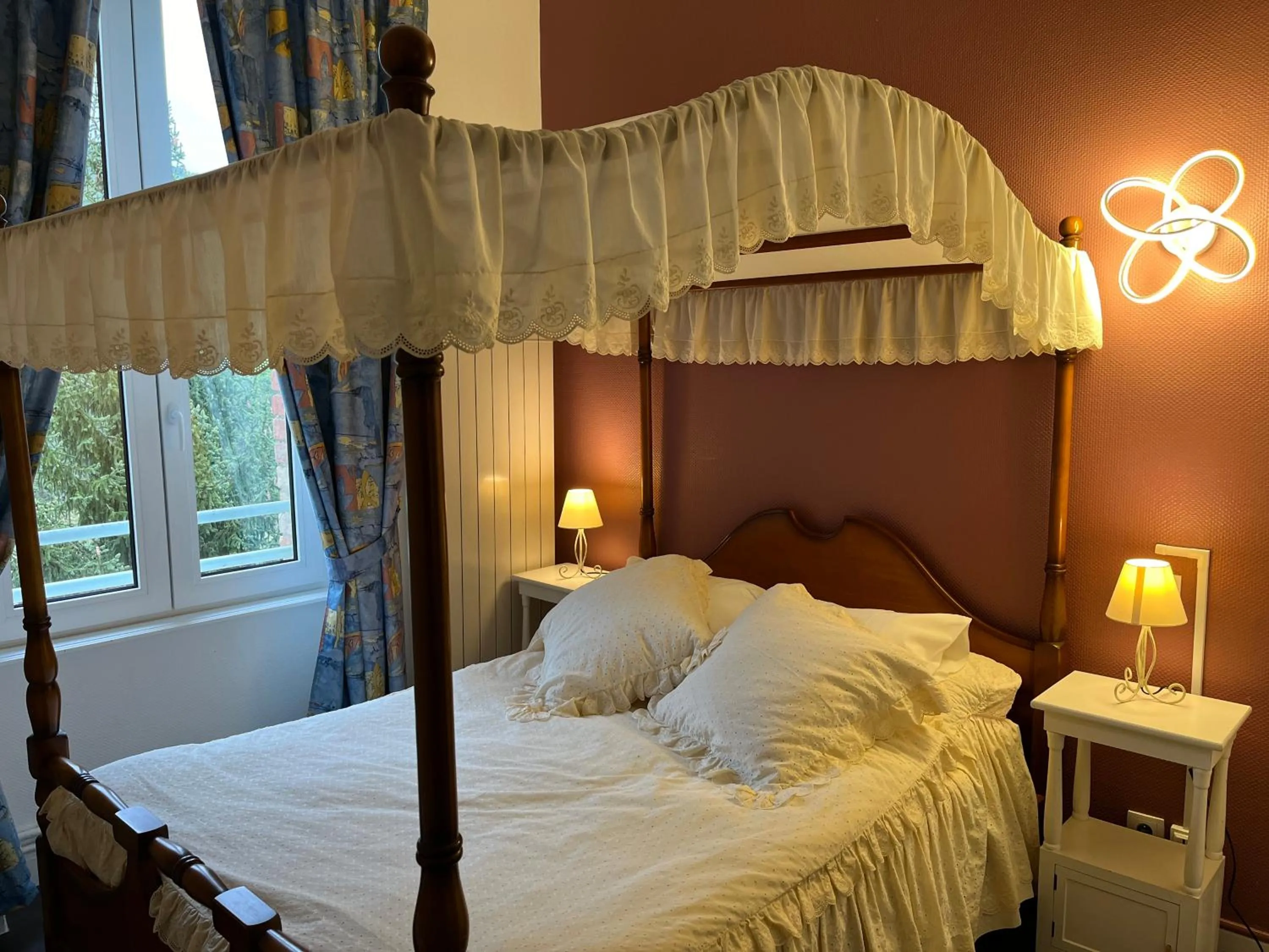 Bed in Château Lou Cante Perdrix