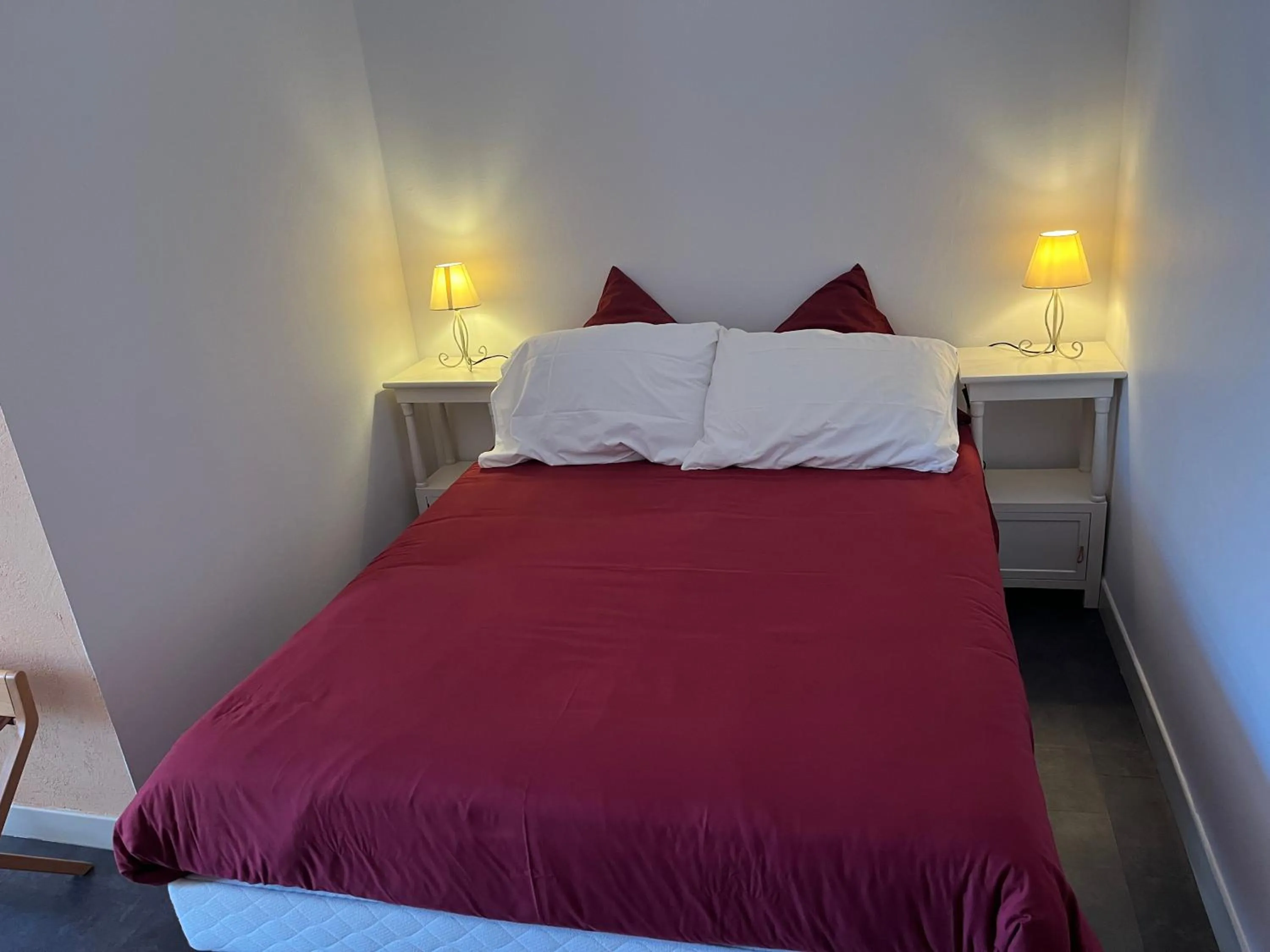 Bed in Château Lou Cante Perdrix