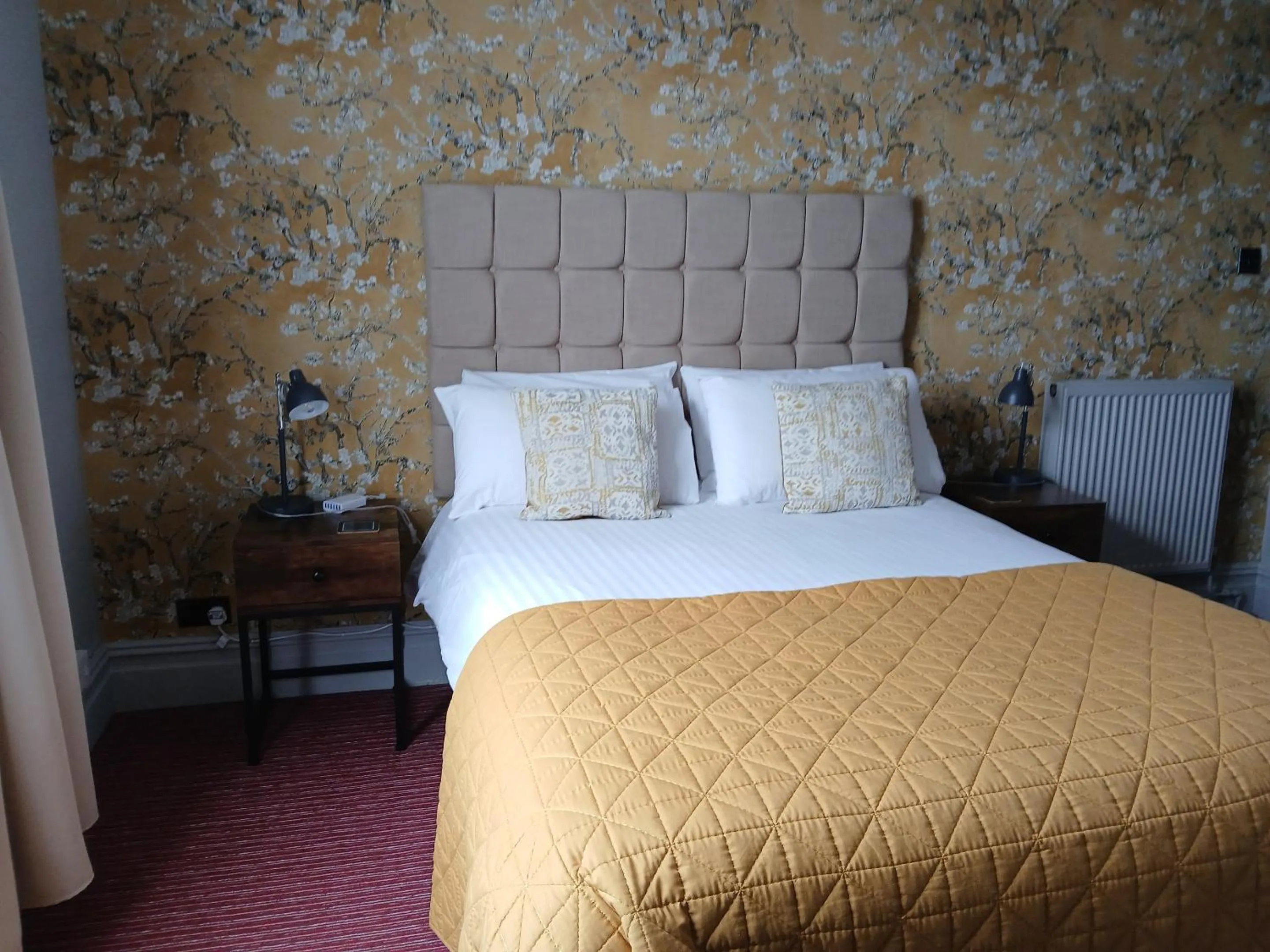 Bedroom, Bed in Ormsgill Inn