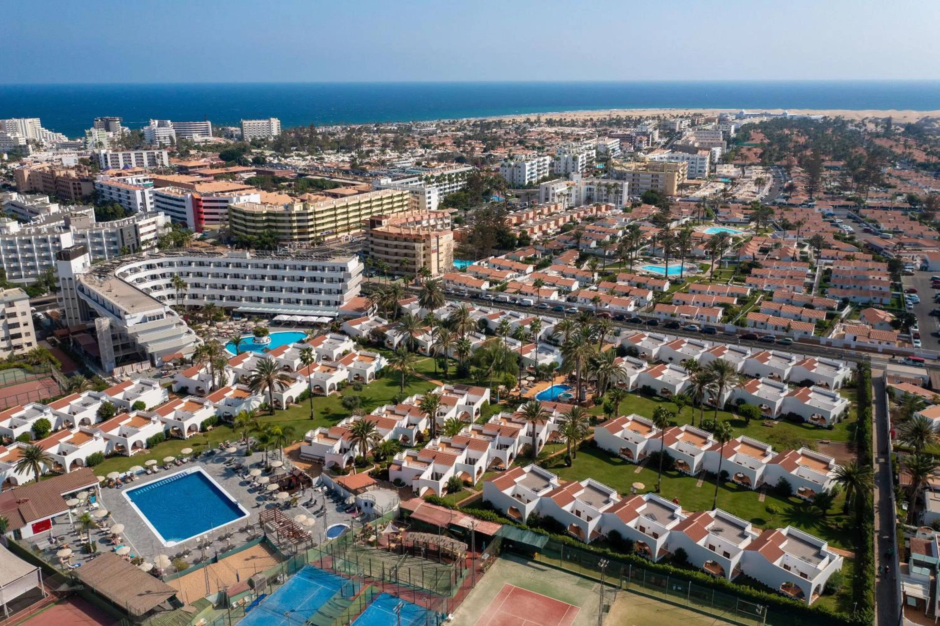 Property building in Sol Barbacan