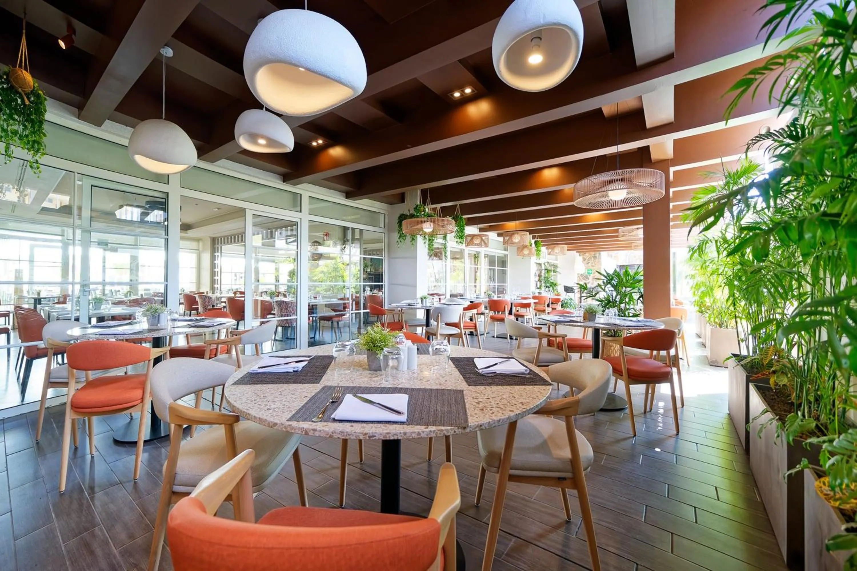 Restaurant/places to eat in Sol Barbacan