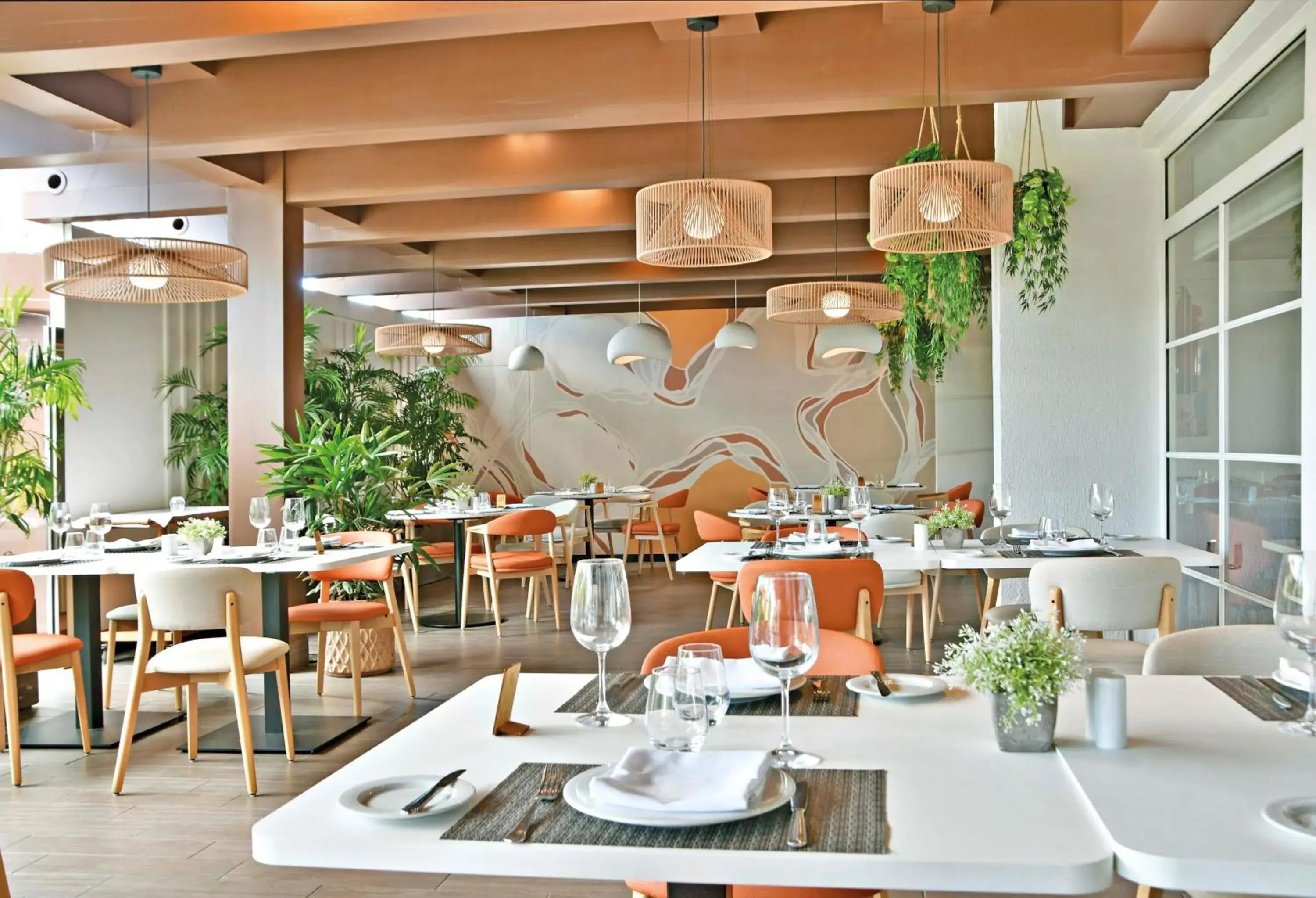 Restaurant/places to eat in Sol Barbacan Restaurant/places to eat in Sol Barbacan