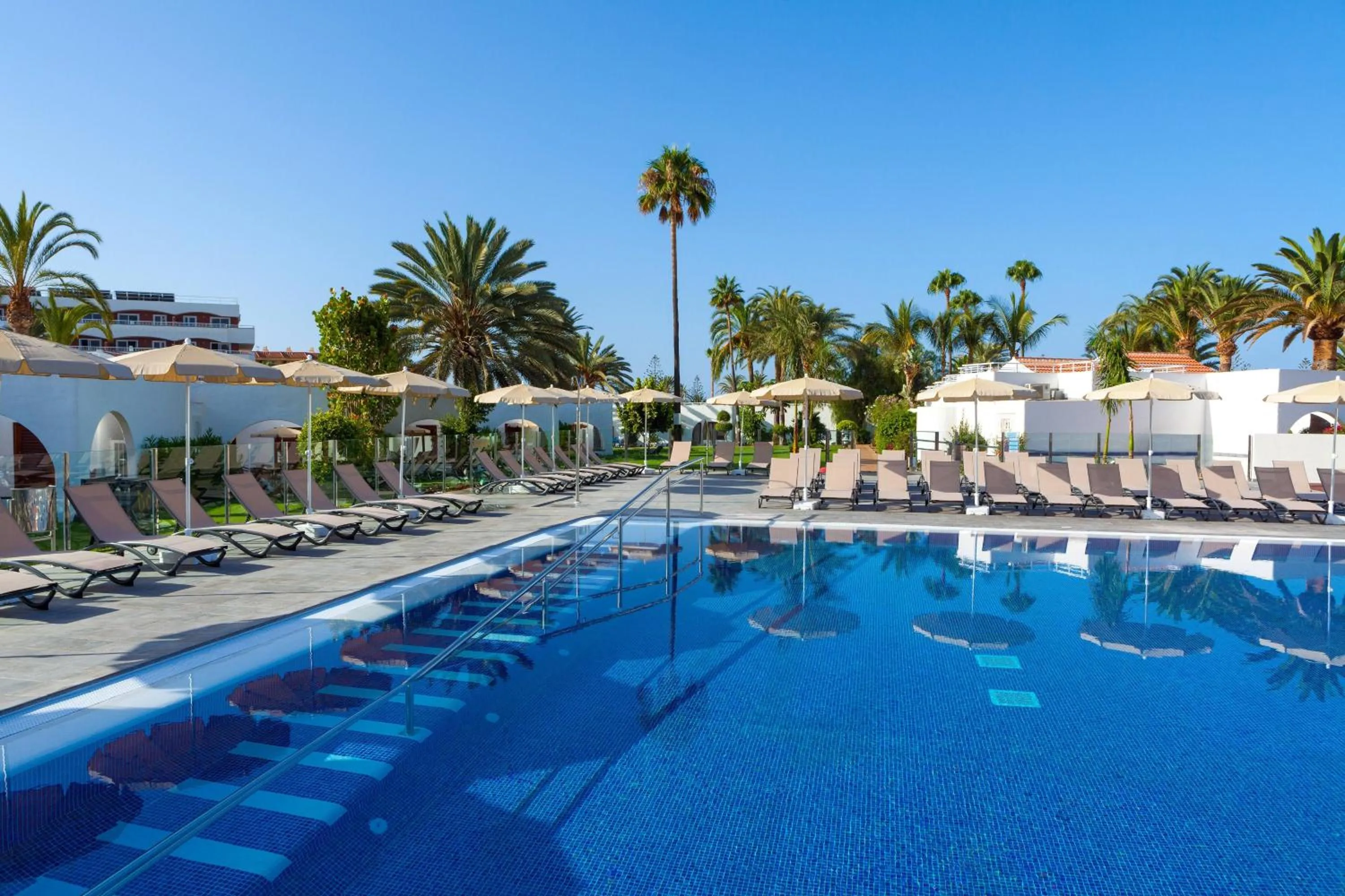 Property building in SOL Barbacan