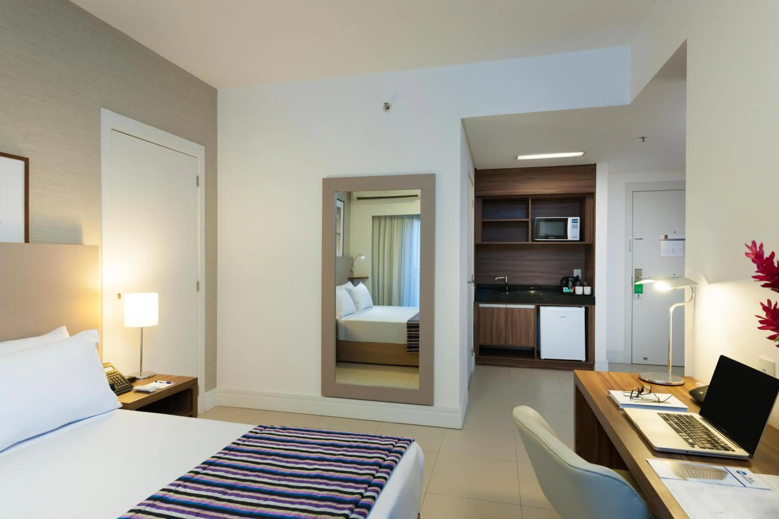 Coffee/tea facilities, Bed in Matiz Multi Suites