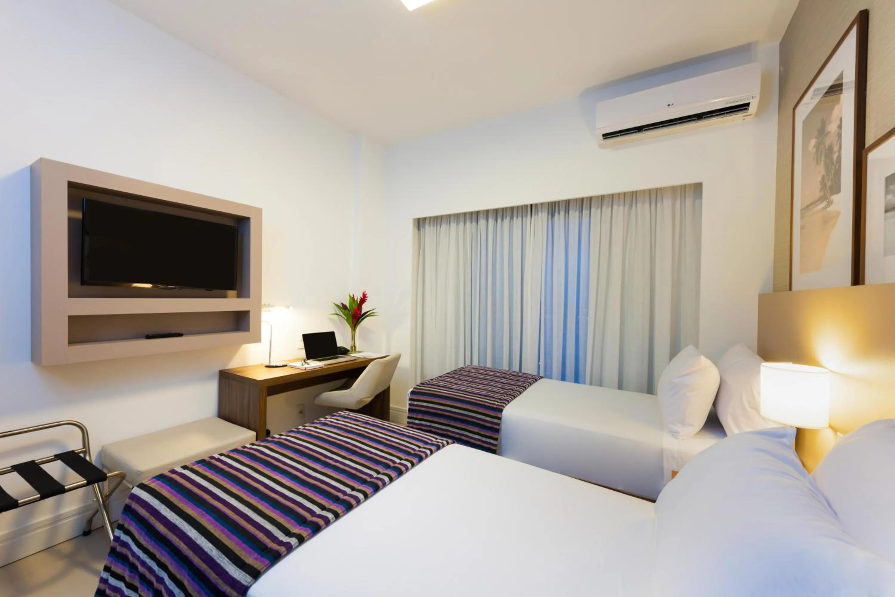 Photo of the whole room, Bed in Matiz Multi Suites