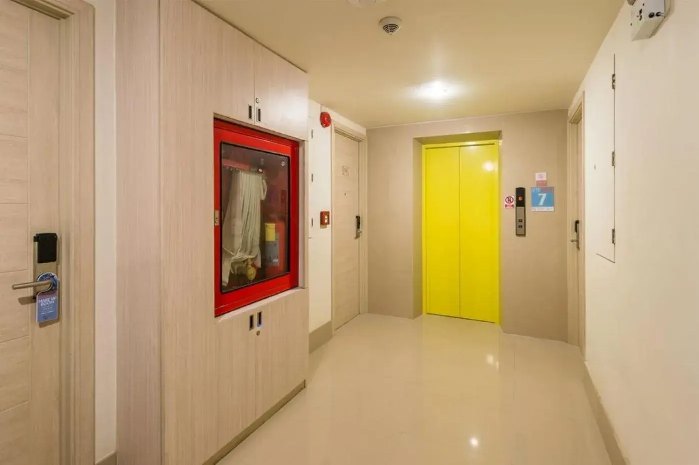 Property building in Centro One Bangla Property building in Centro One Bangla