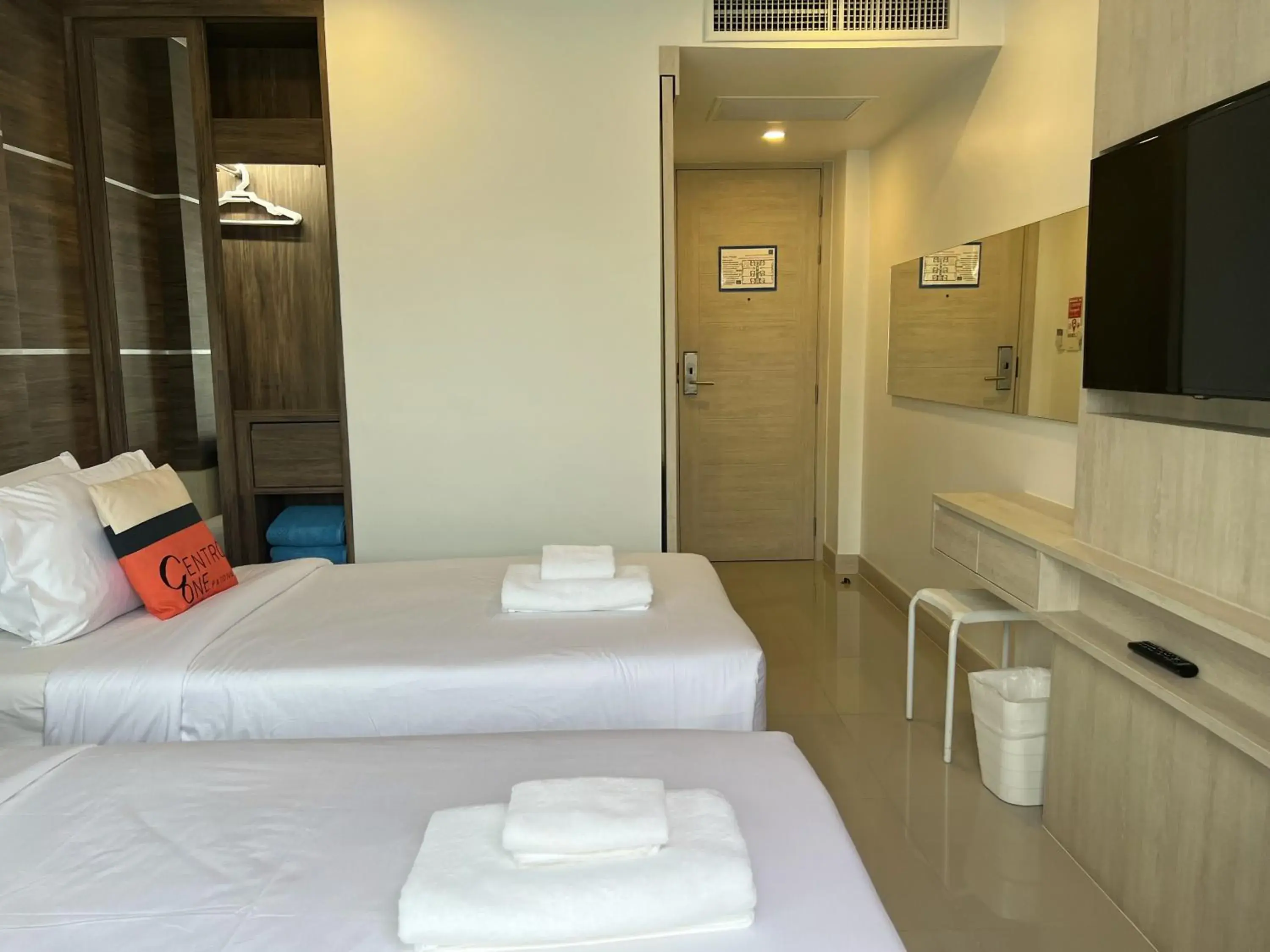 Bed in Centro One Bangla Bed in Centro One Bangla