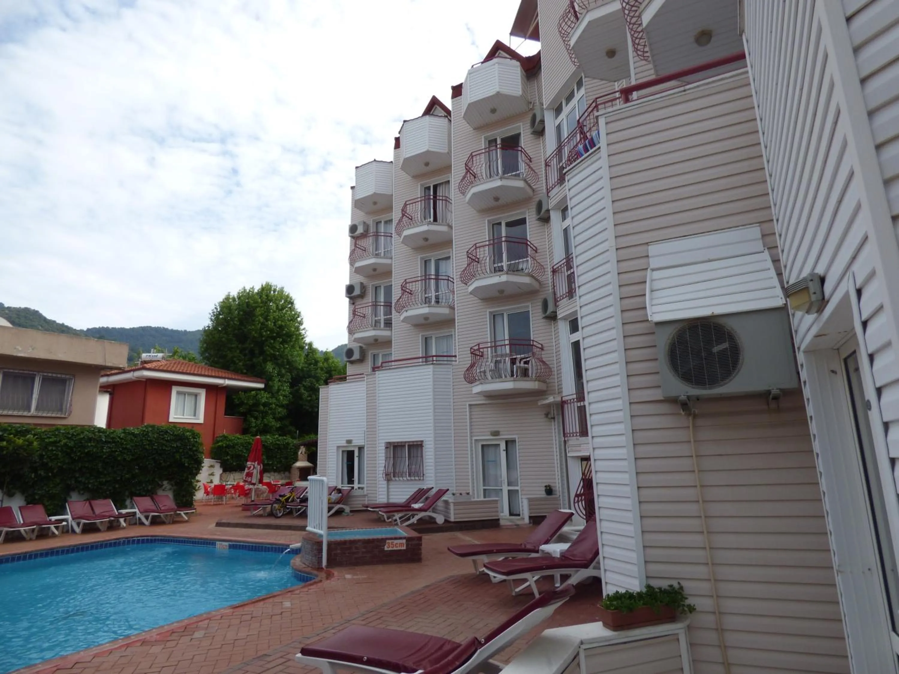 Area and facilities in Avlu 4