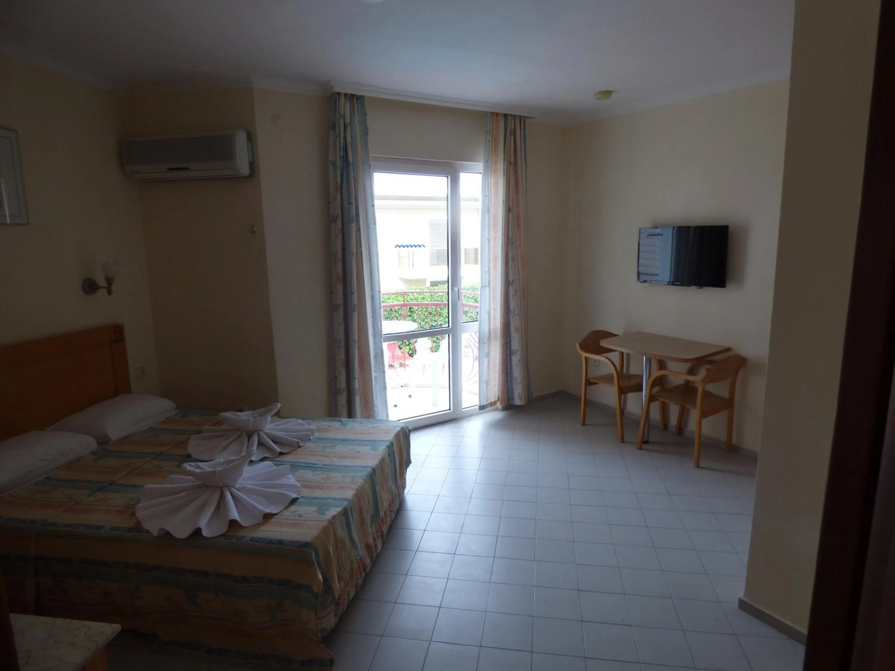 Logo/Certificate/Sign, Bed in Avlu 4