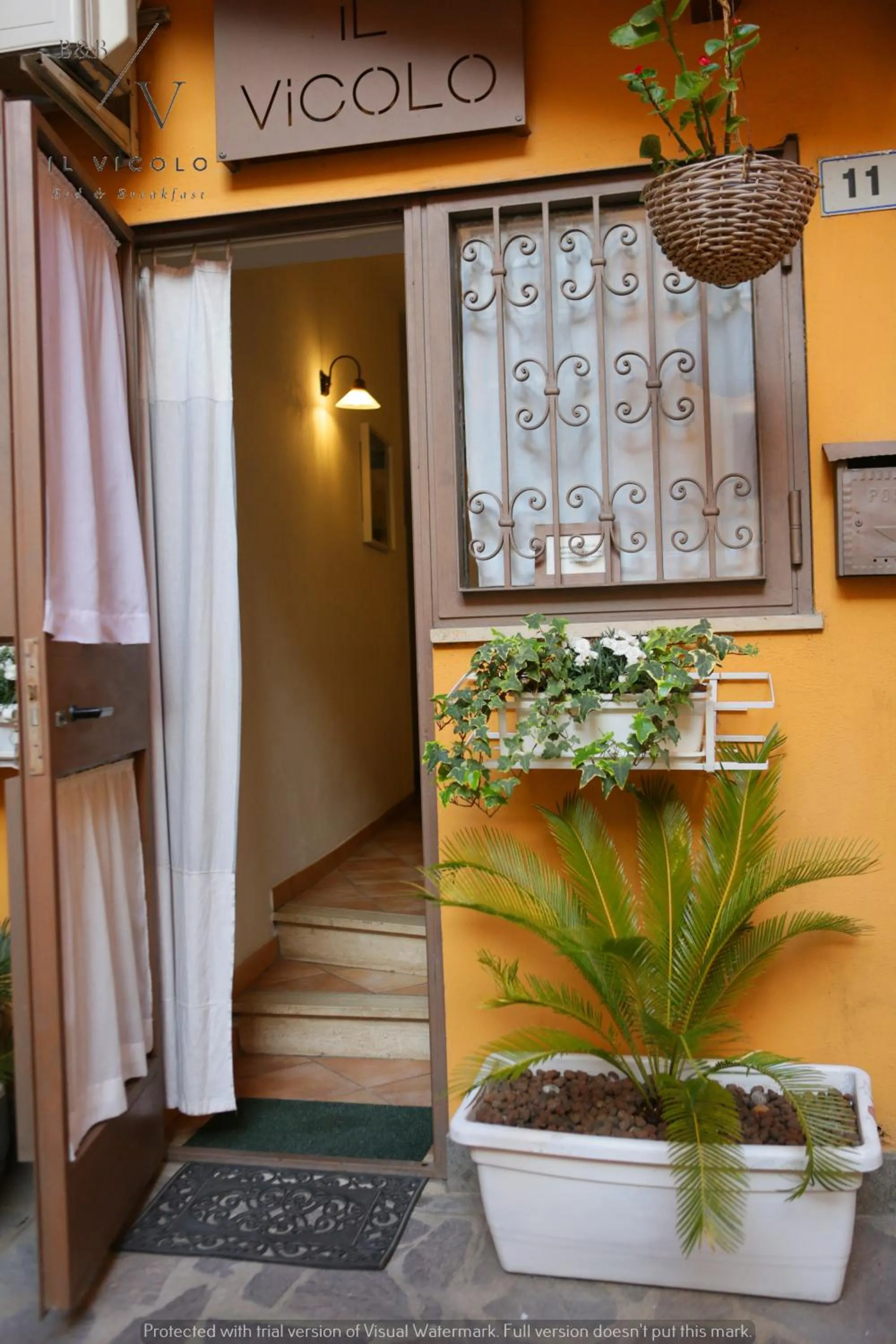 Property building in Il Vicolo