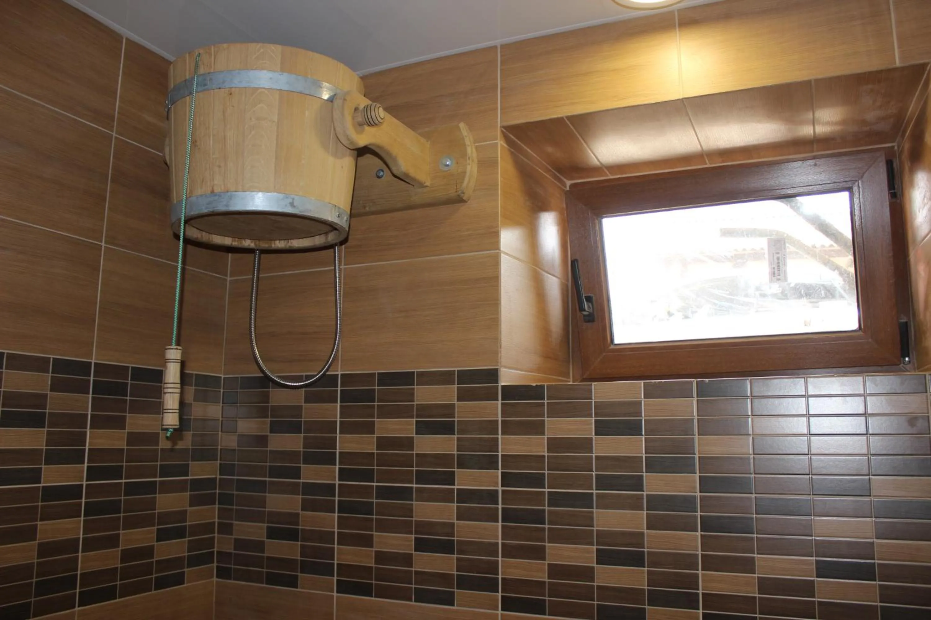 Shower in Krym