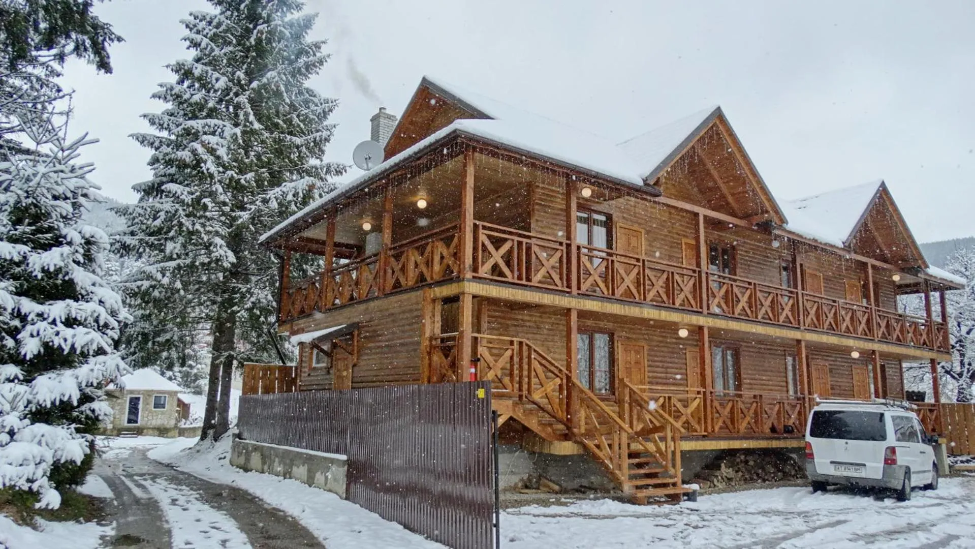 Property building in Krym