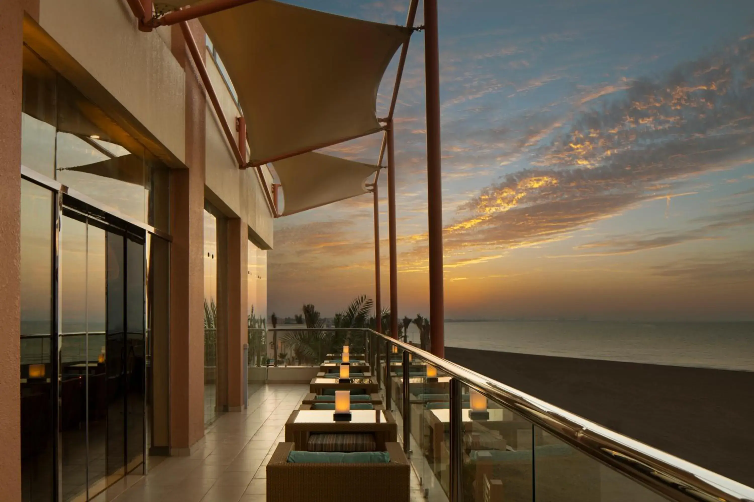 Lounge or bar in Radisson Blu Hotel & Resort, Sohar Lounge or bar in Radisson Blu Hotel & Resort, Sohar