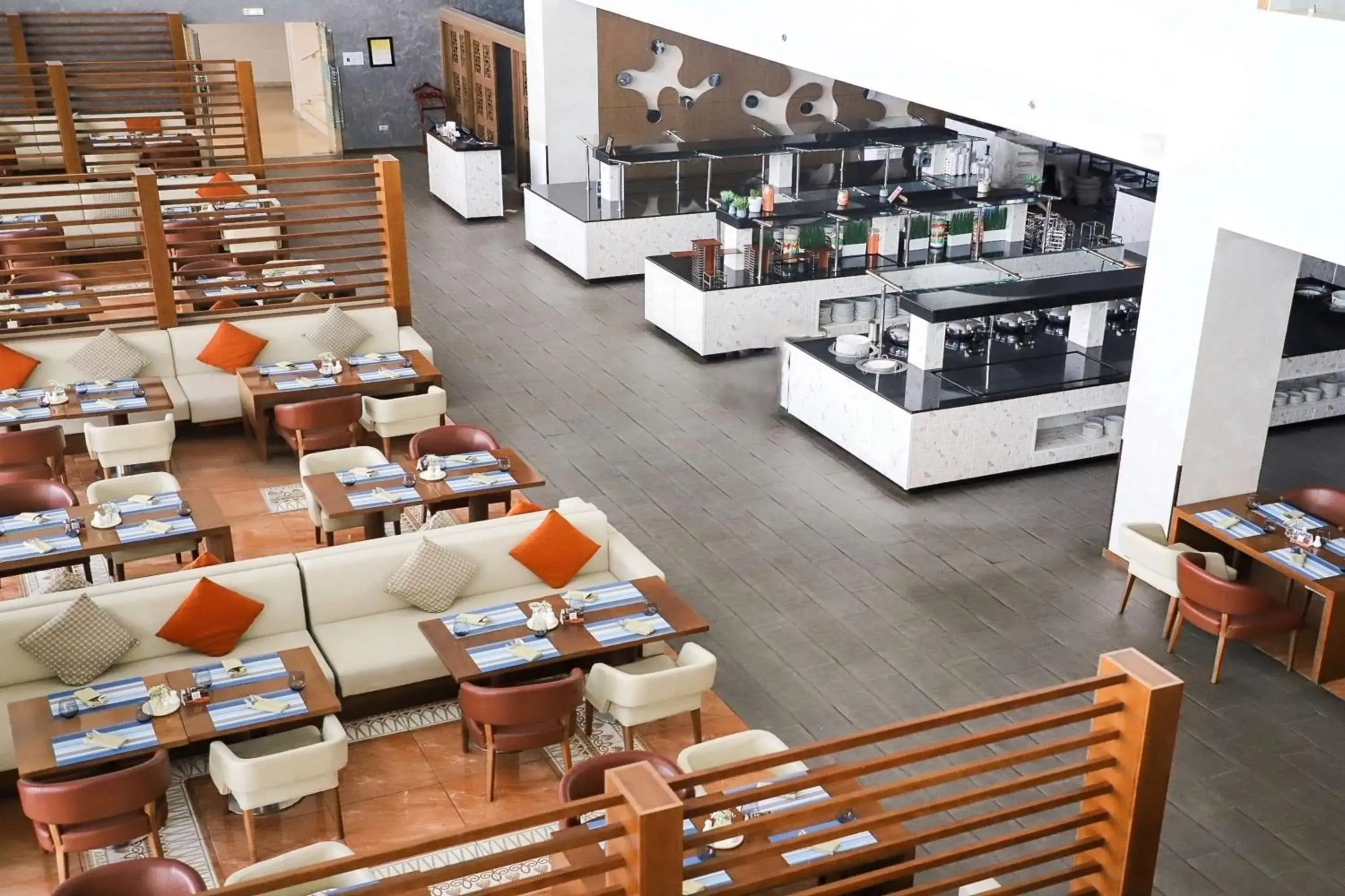 Restaurant/places to eat in Radisson Blu Hotel & Resort, Sohar Restaurant/places to eat in Radisson Blu Hotel & Resort, Sohar