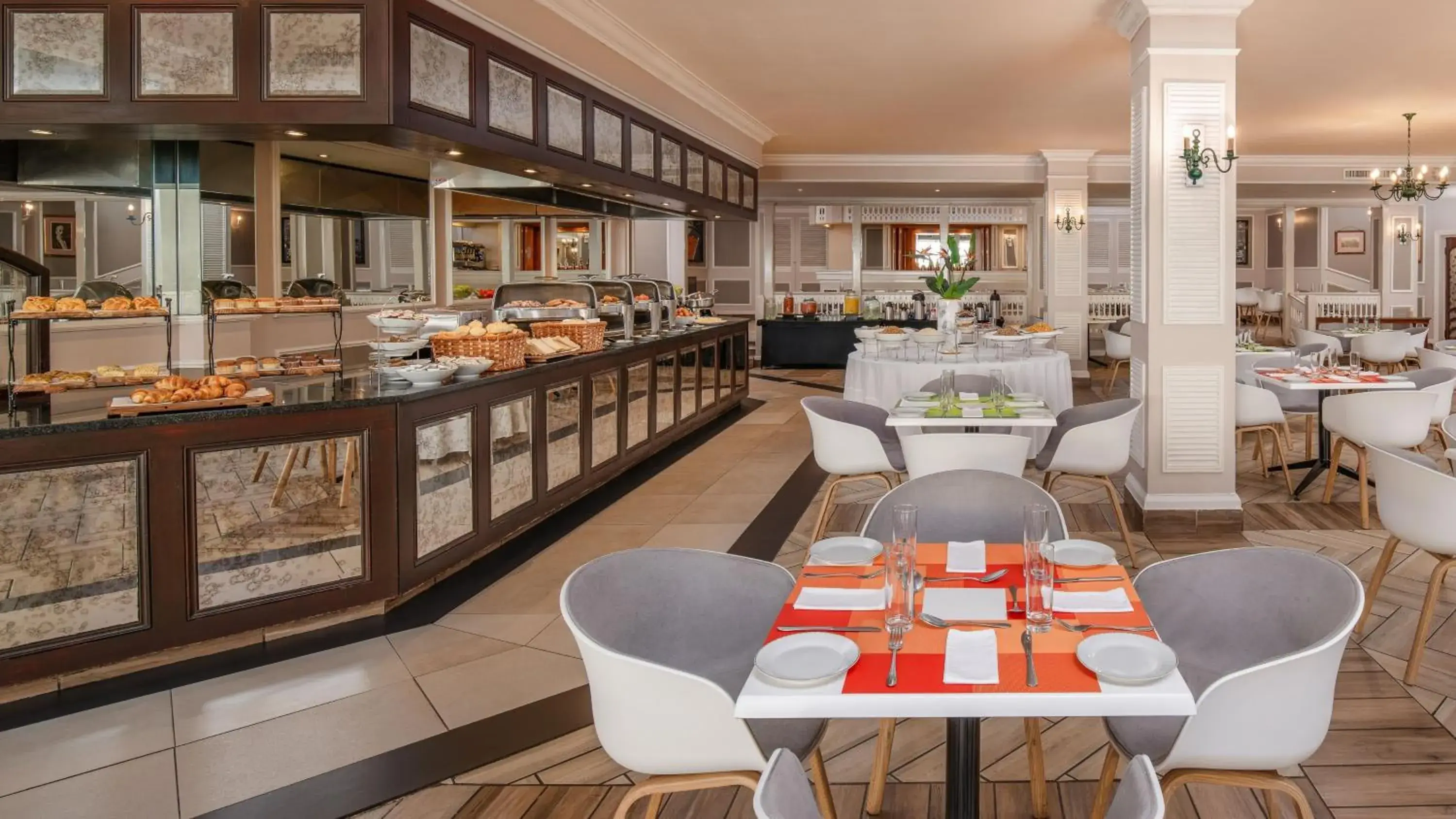 Breakfast in Holiday Inn - Johannesburg Sunnyside Park by IHG Breakfast in Holiday Inn - Johannesburg Sunnyside Park by IHG