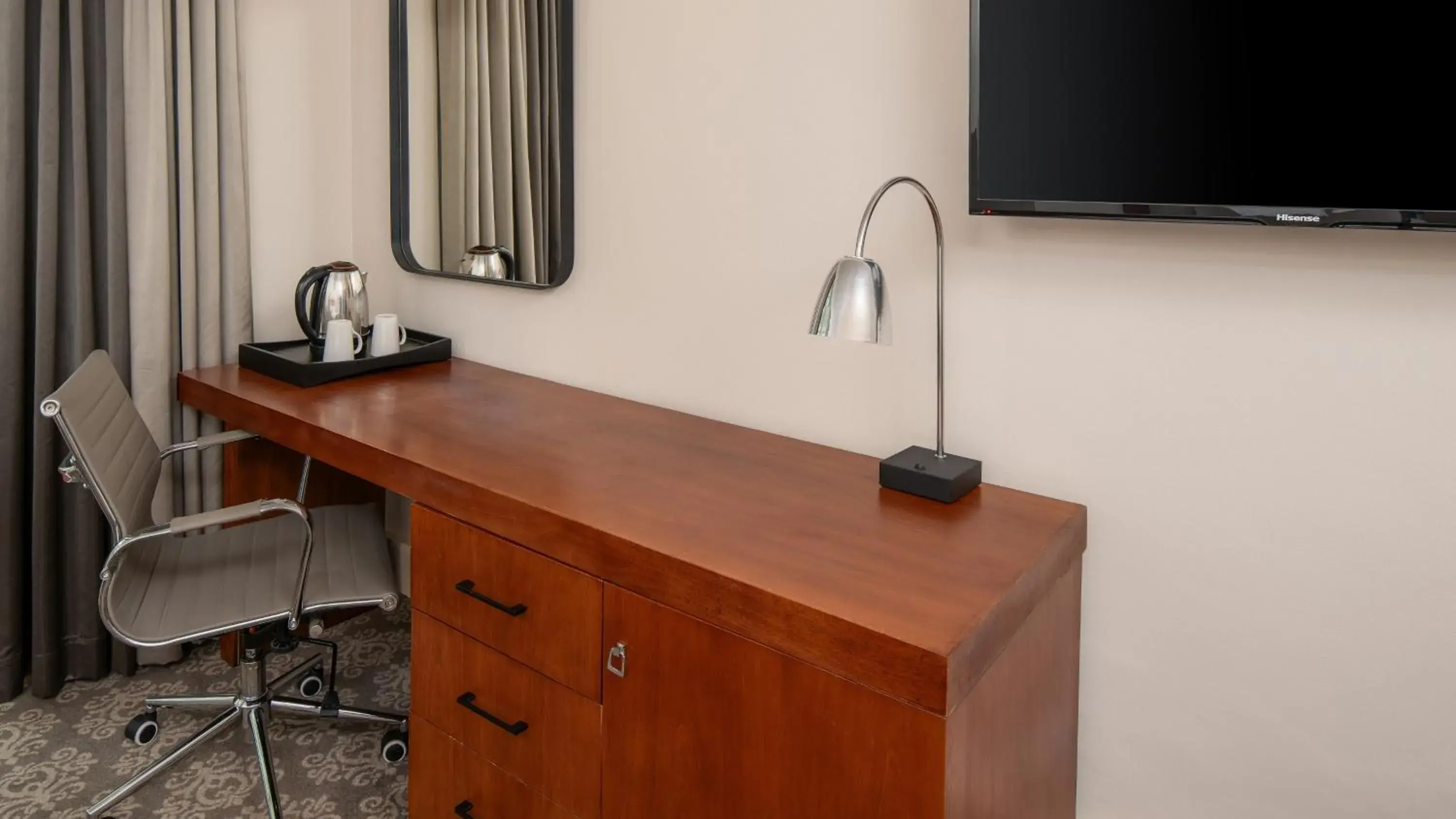 Premium King Room in Holiday Inn - Johannesburg Sunnyside Park by IHG Premium King Room in Holiday Inn - Johannesburg Sunnyside Park by IHG