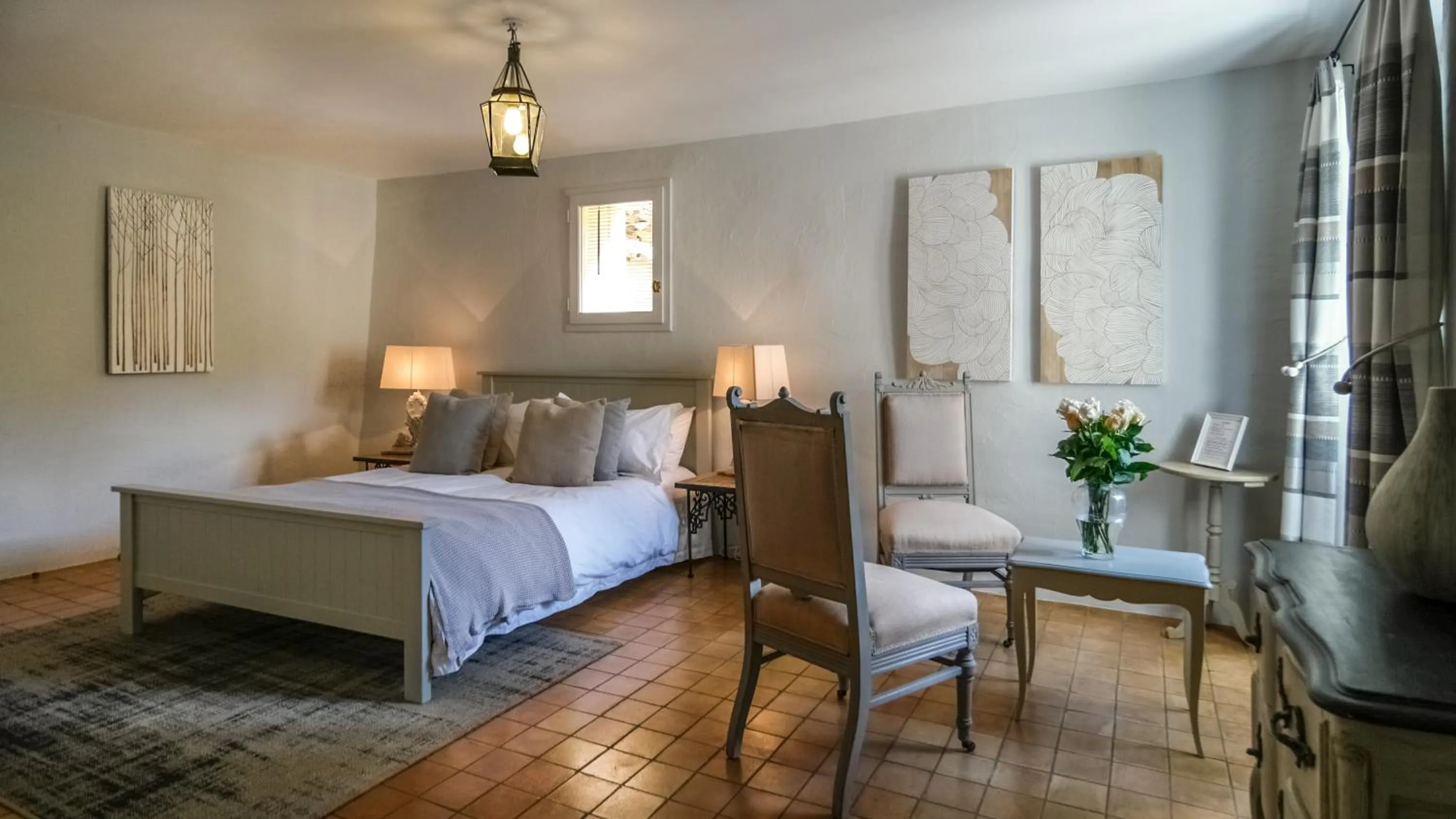 Photo of the whole room, Bed in La Ferme Des Belugues