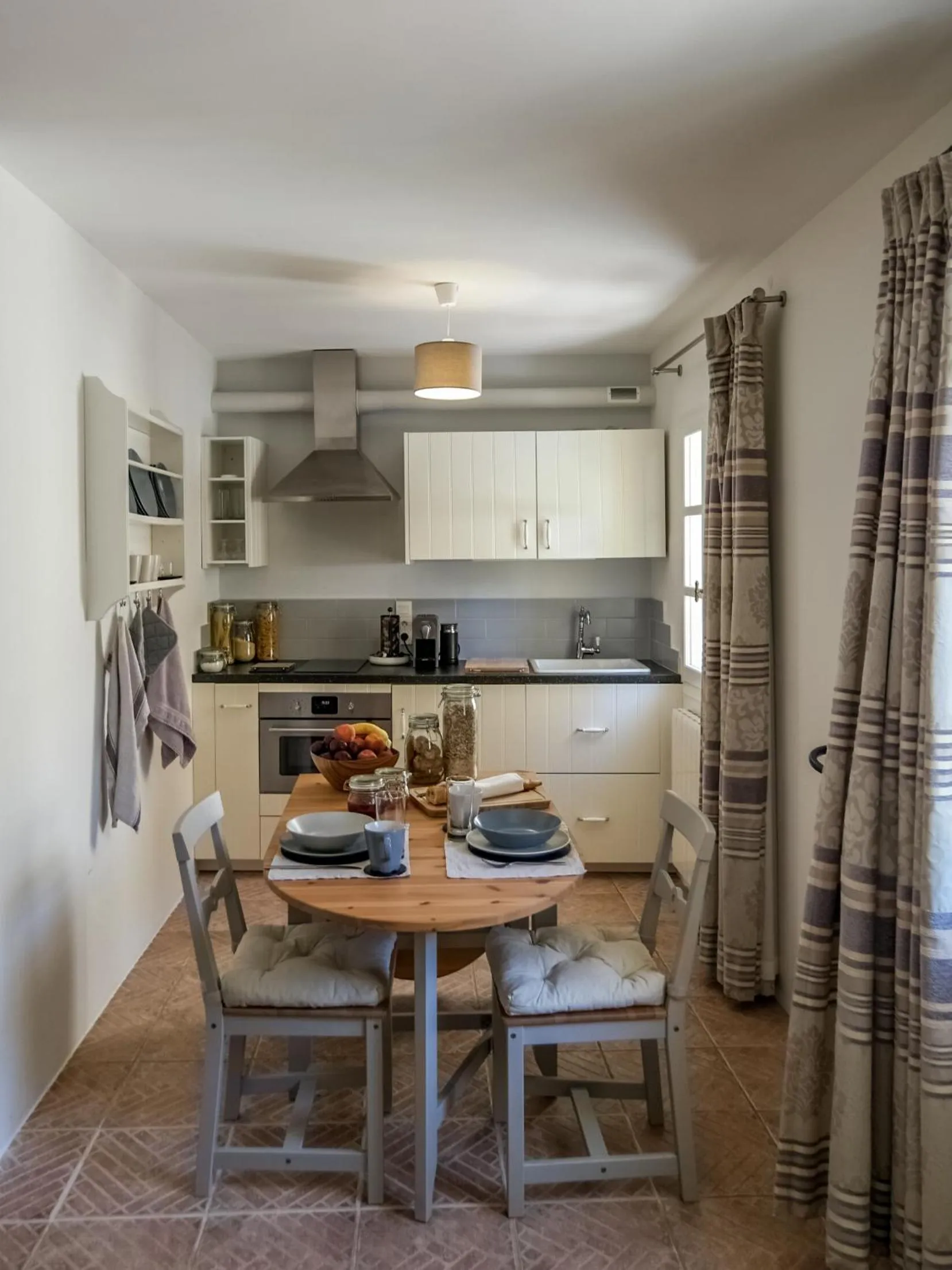 Kitchen or kitchenette in La Ferme Des Belugues