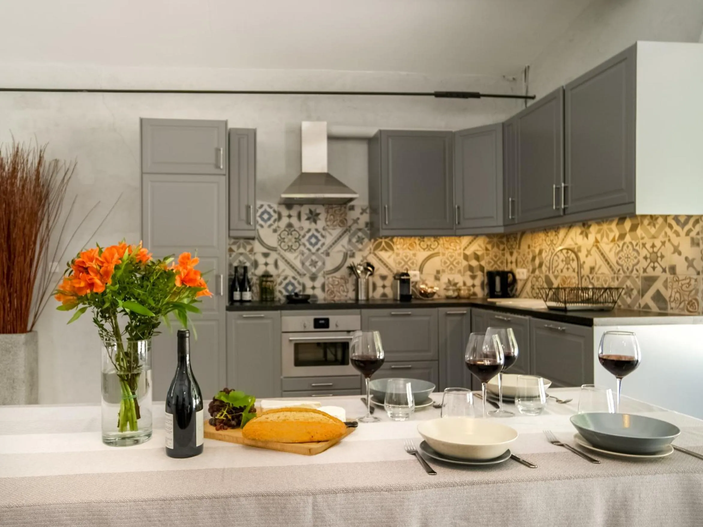 Kitchen or kitchenette in La Ferme Des Belugues