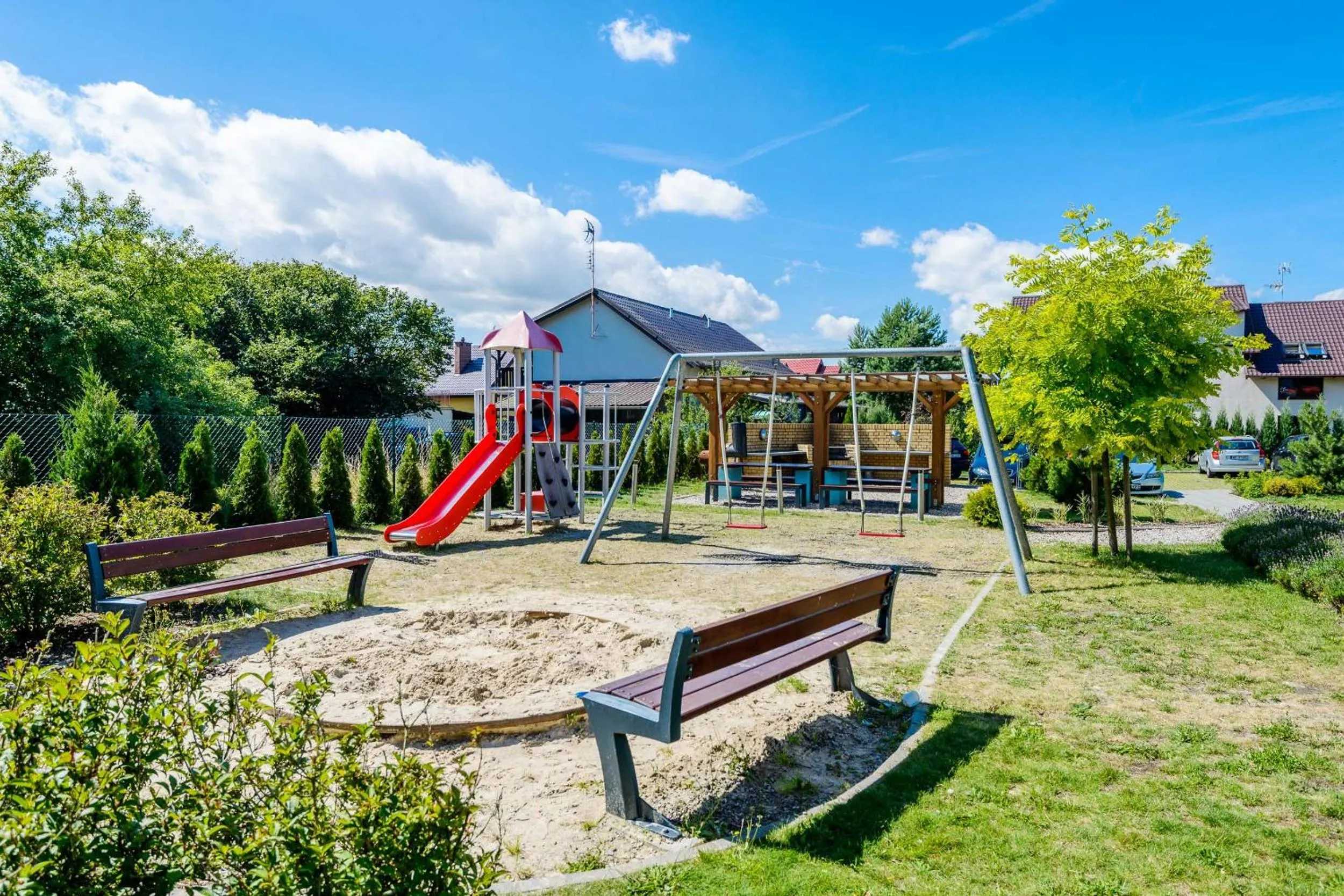 Property building in APARTAMENTY MIERZEJA - WILLA TURKUSOWA, Kąty Rybackie