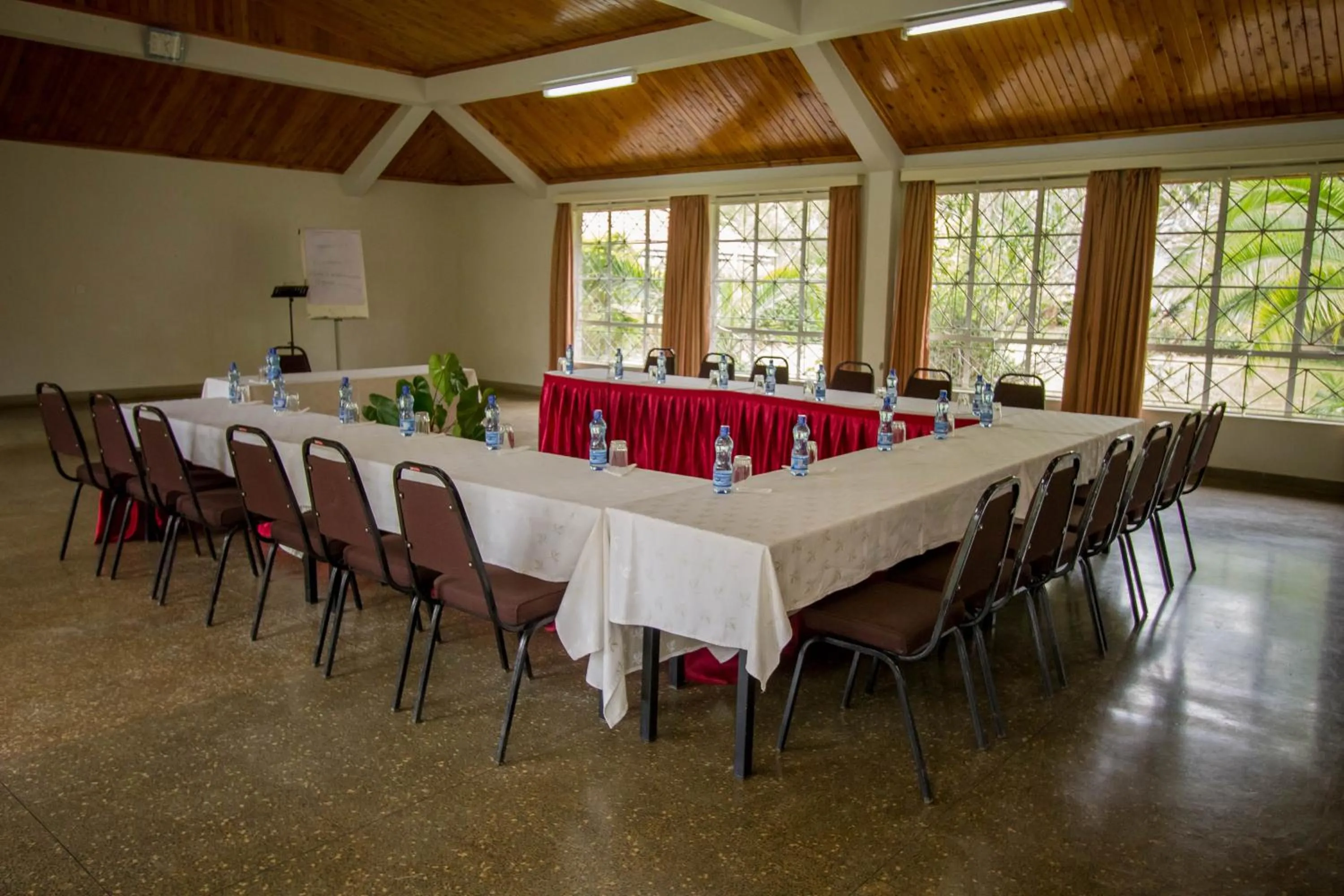 Business facilities in Corat Africa Hotel