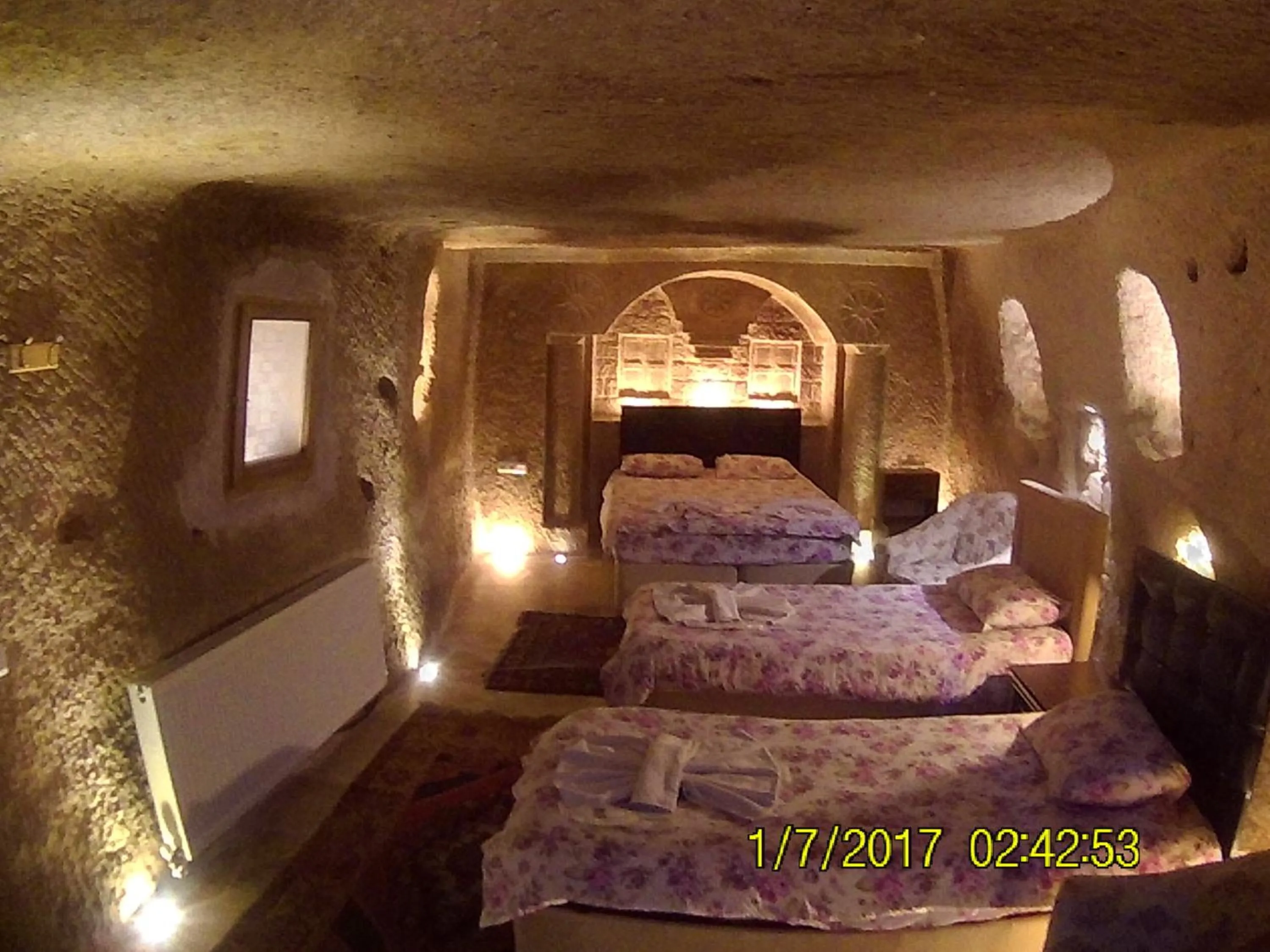 Bedroom, Bed in Coco Cave